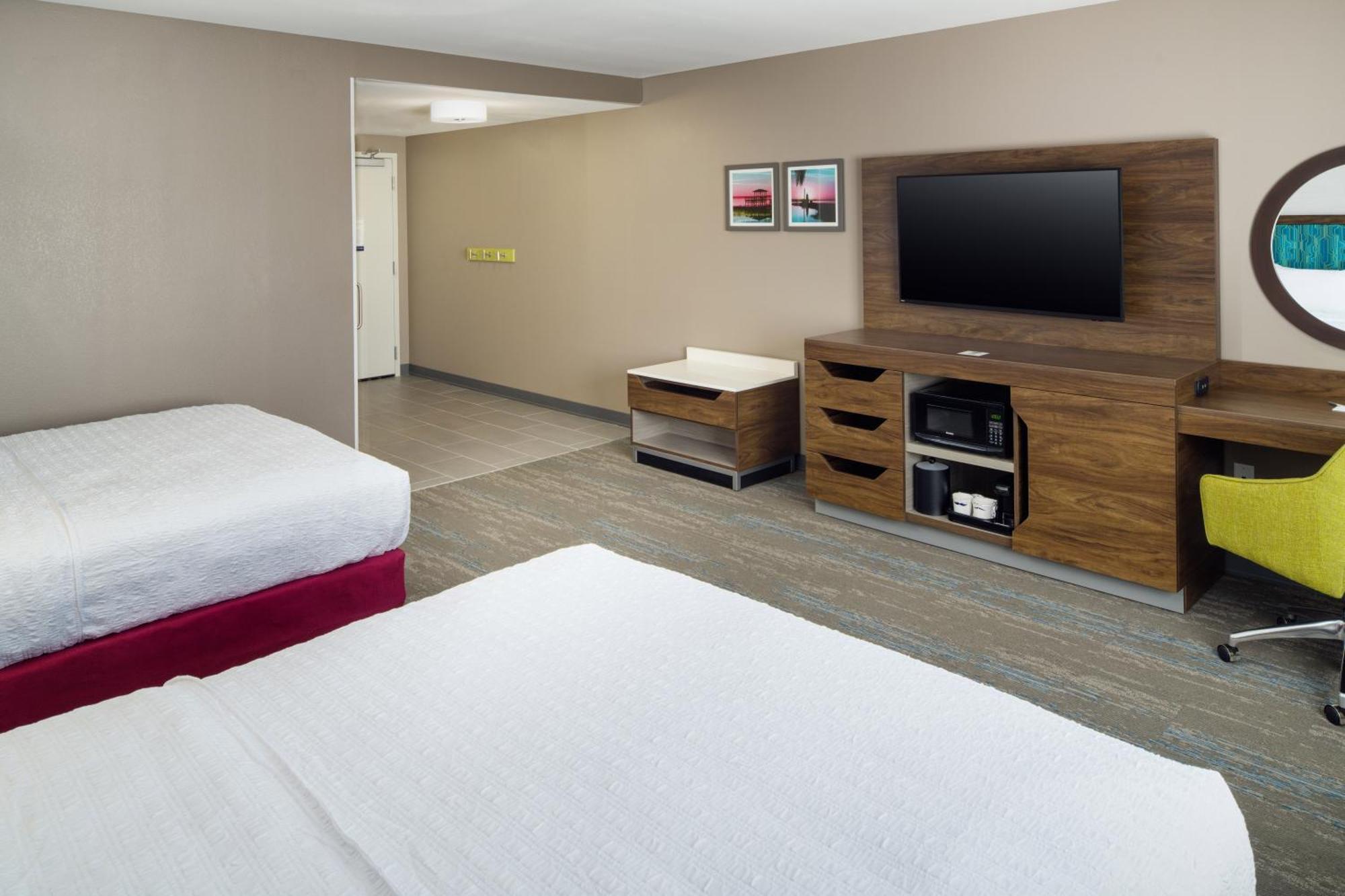 Queen Room with Two Queen Beds - Non-Smoking