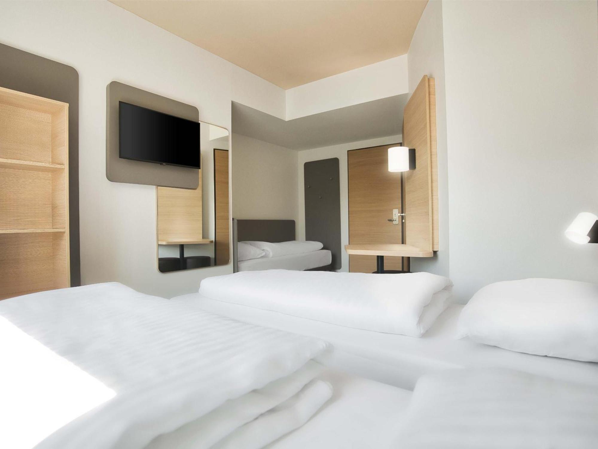 Triple Room,1699416715:JPEG