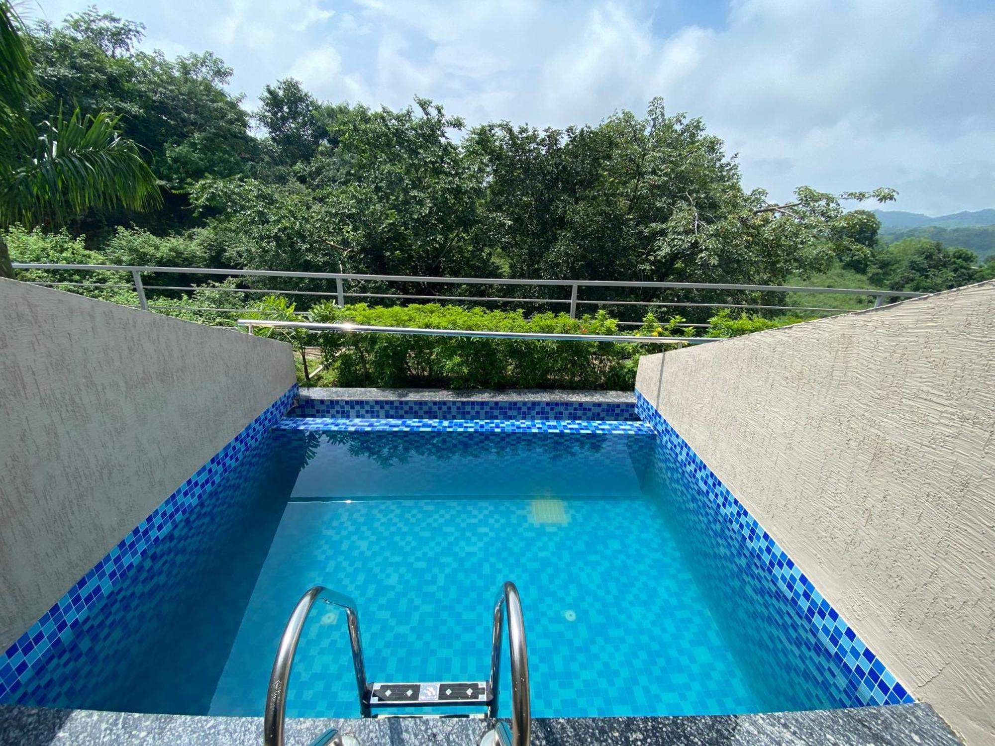 Suite with Private Pool