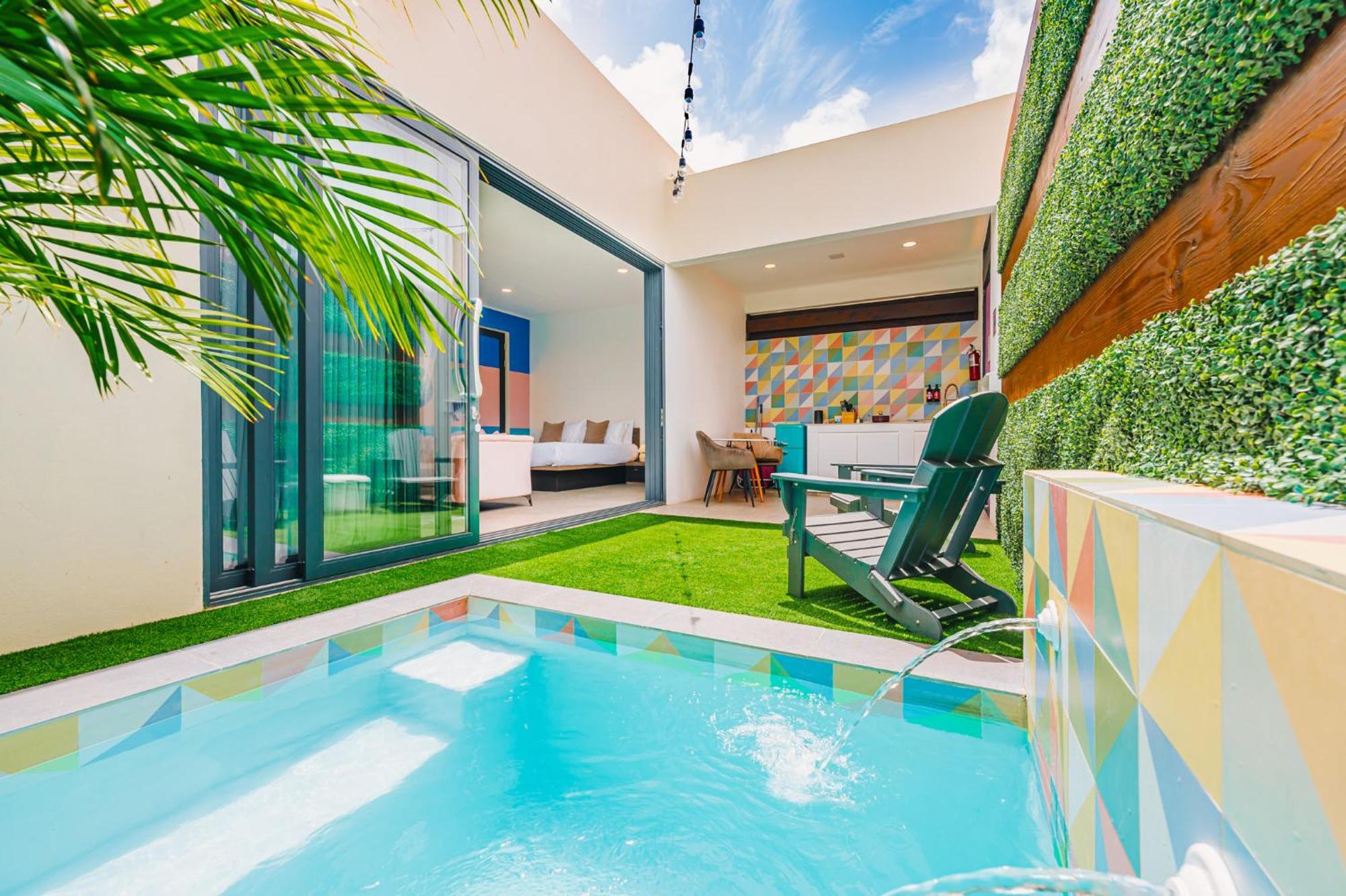 Suite with Private Pool