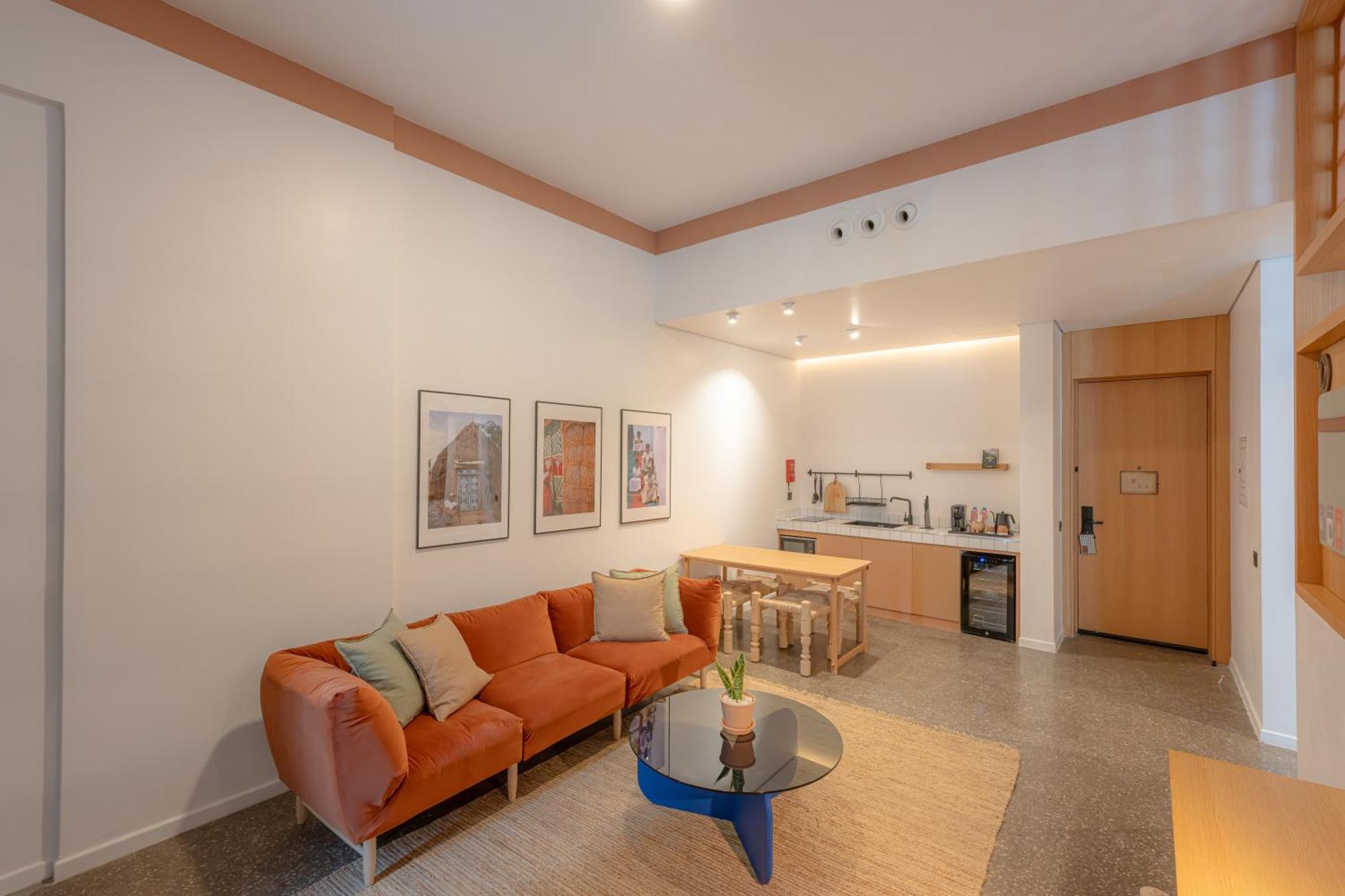 Suite with Private Pool,1699794391:JPEG