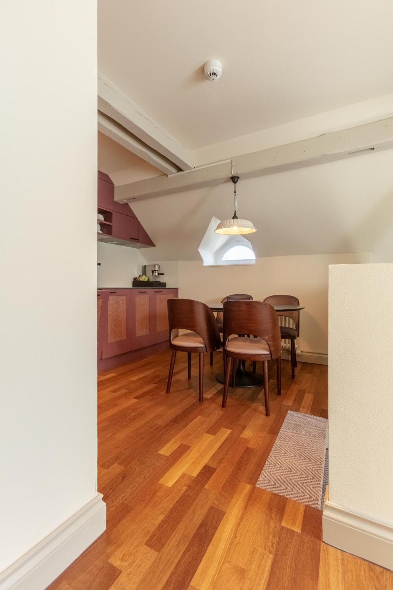 Apartment Split Level