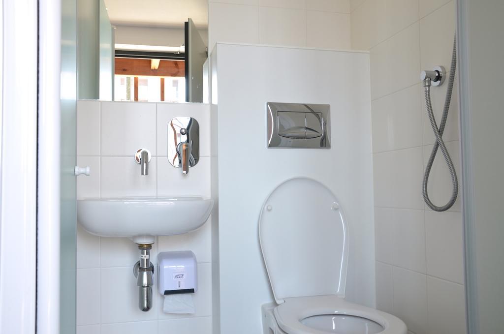 Single Room (Towels, WIFI, TV),929293366:JPEG