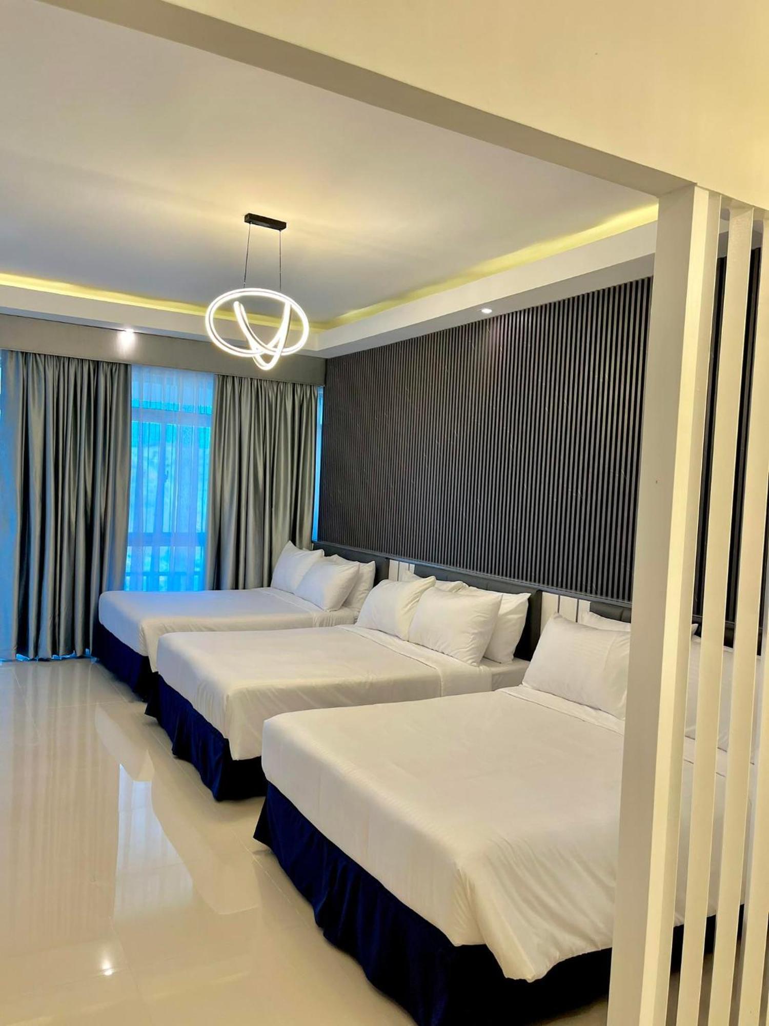 Executive Triple Room