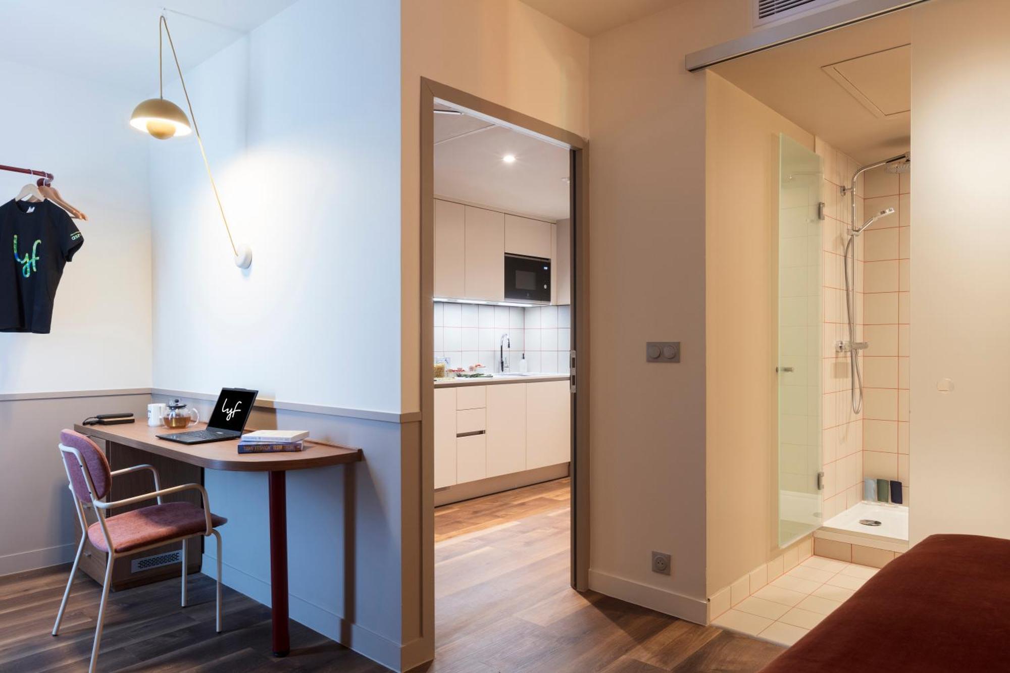 Two of a kind Plus Suites with a Shared kitchen