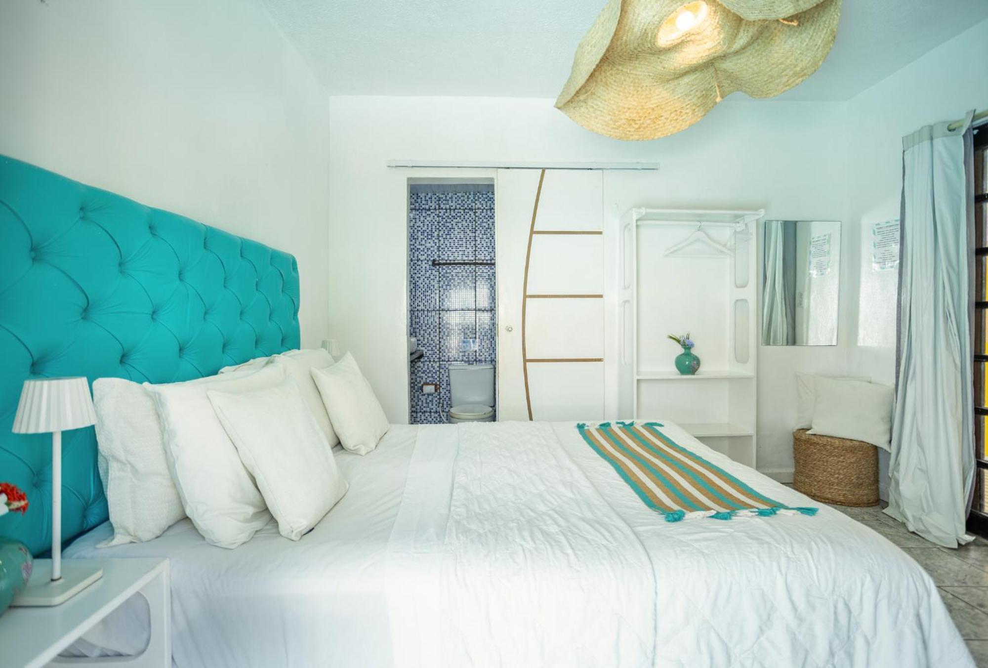 Suite Junior con vistas a la piscina
