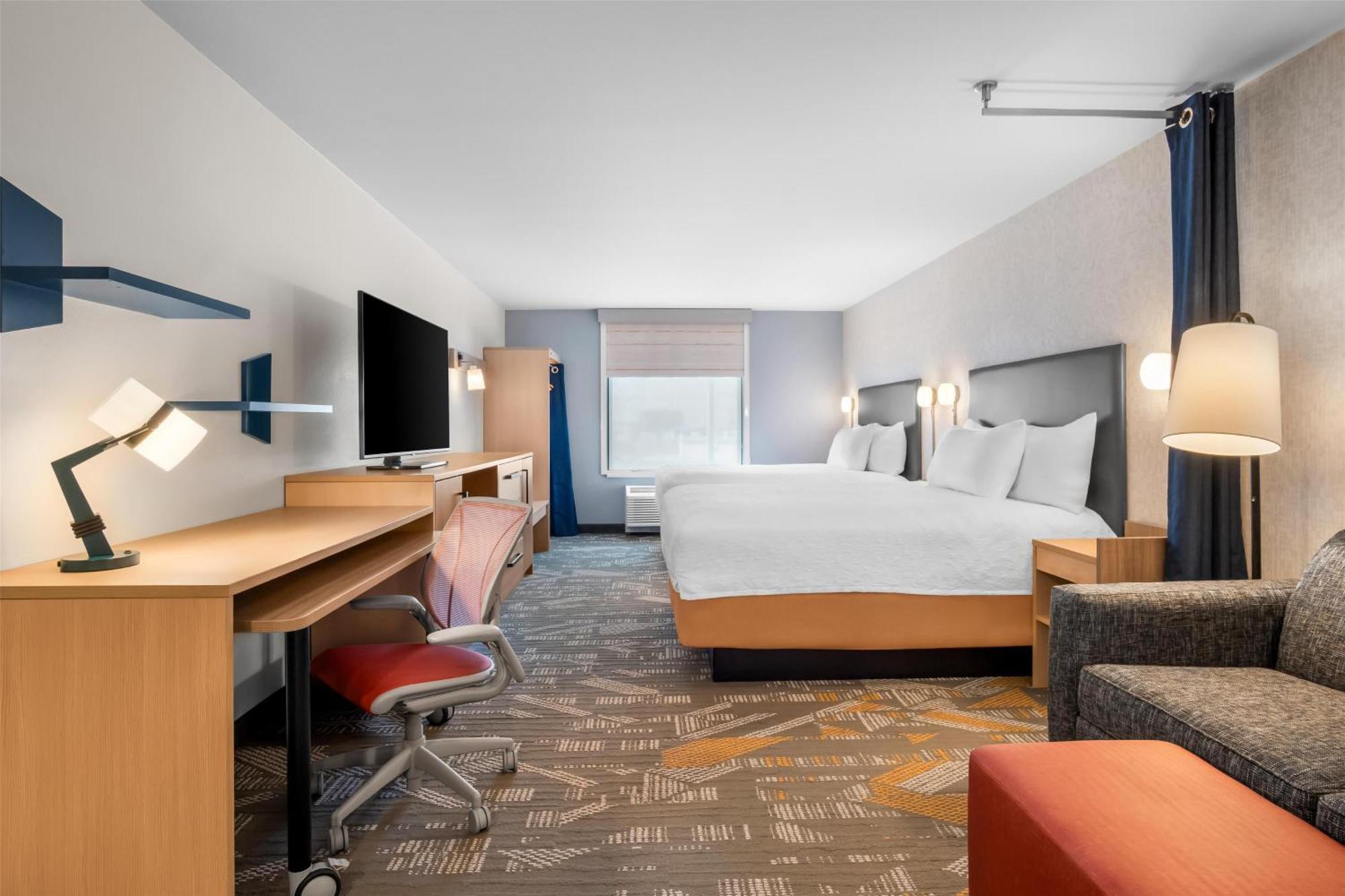 Queen Studio Suite - Mobility/Hearing Accessible