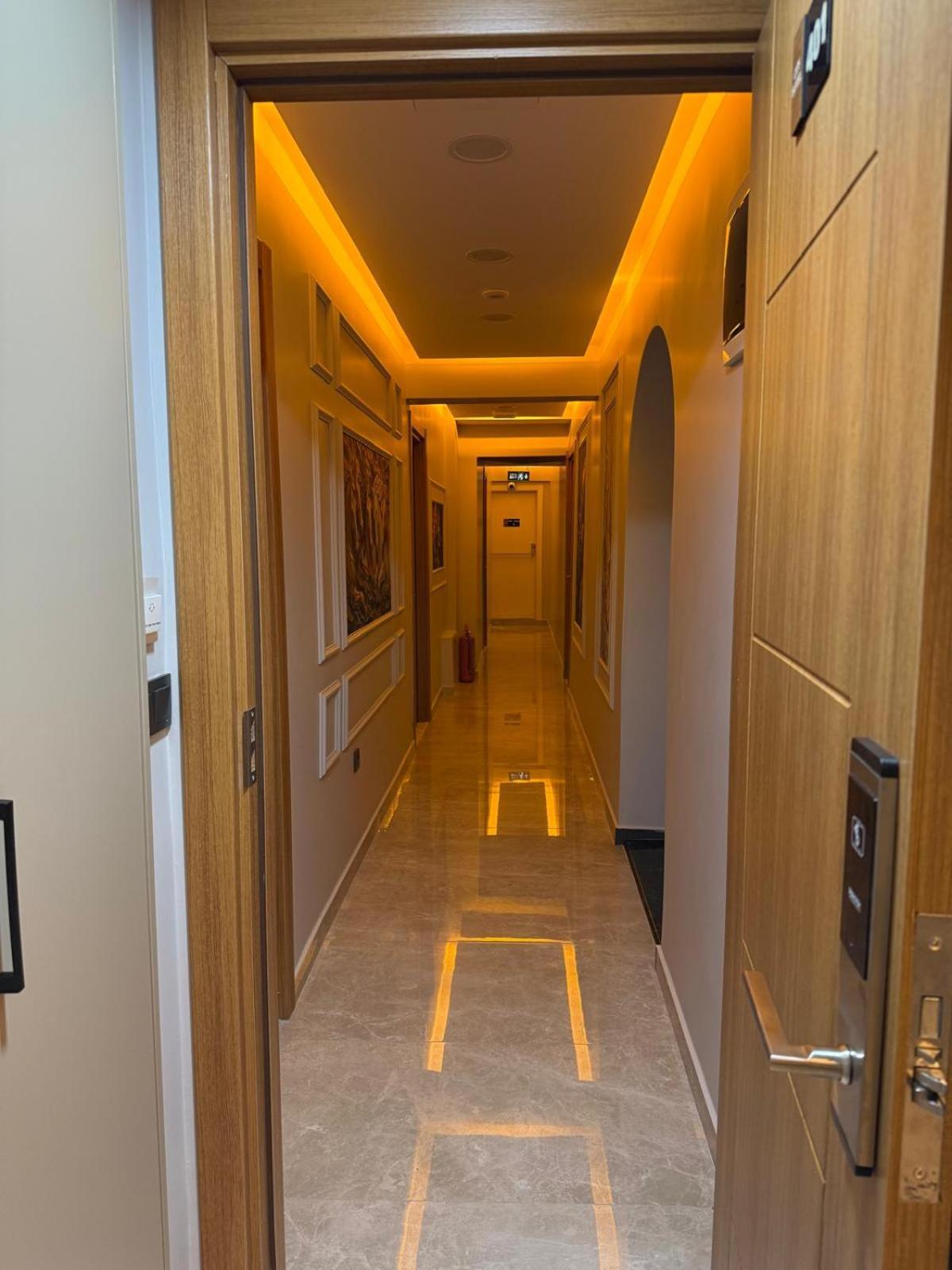 Triple Room,1704758799:JPEG