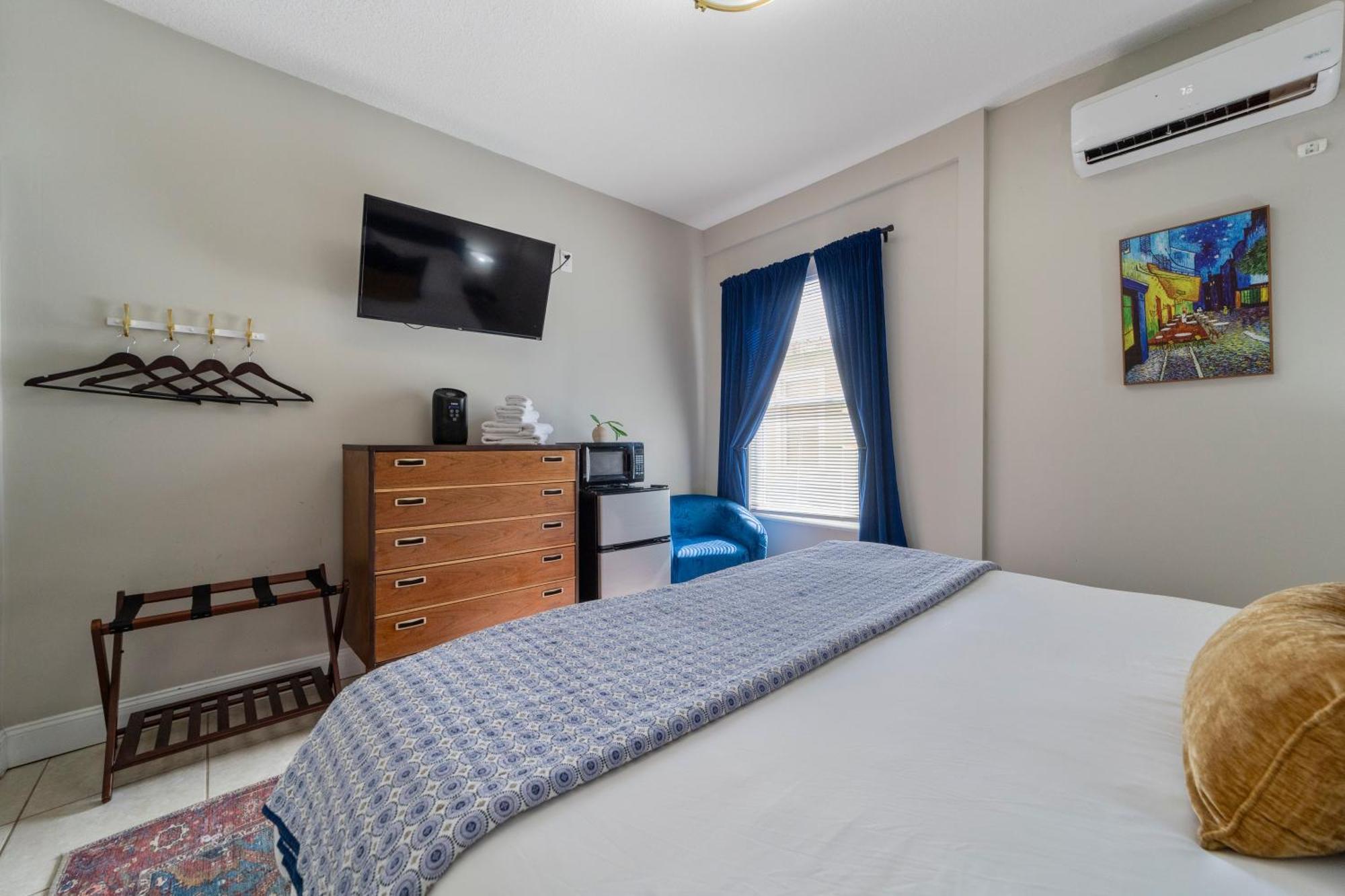 King Room