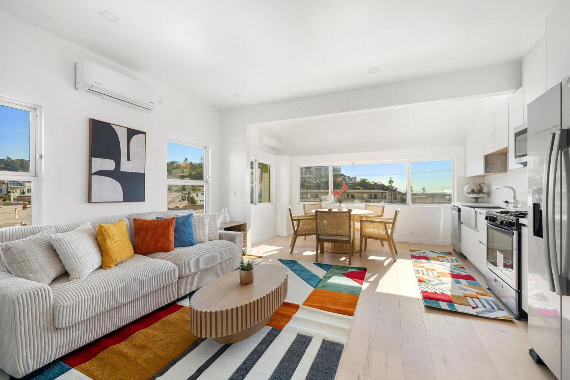 One-Bedroom Apartment with City View