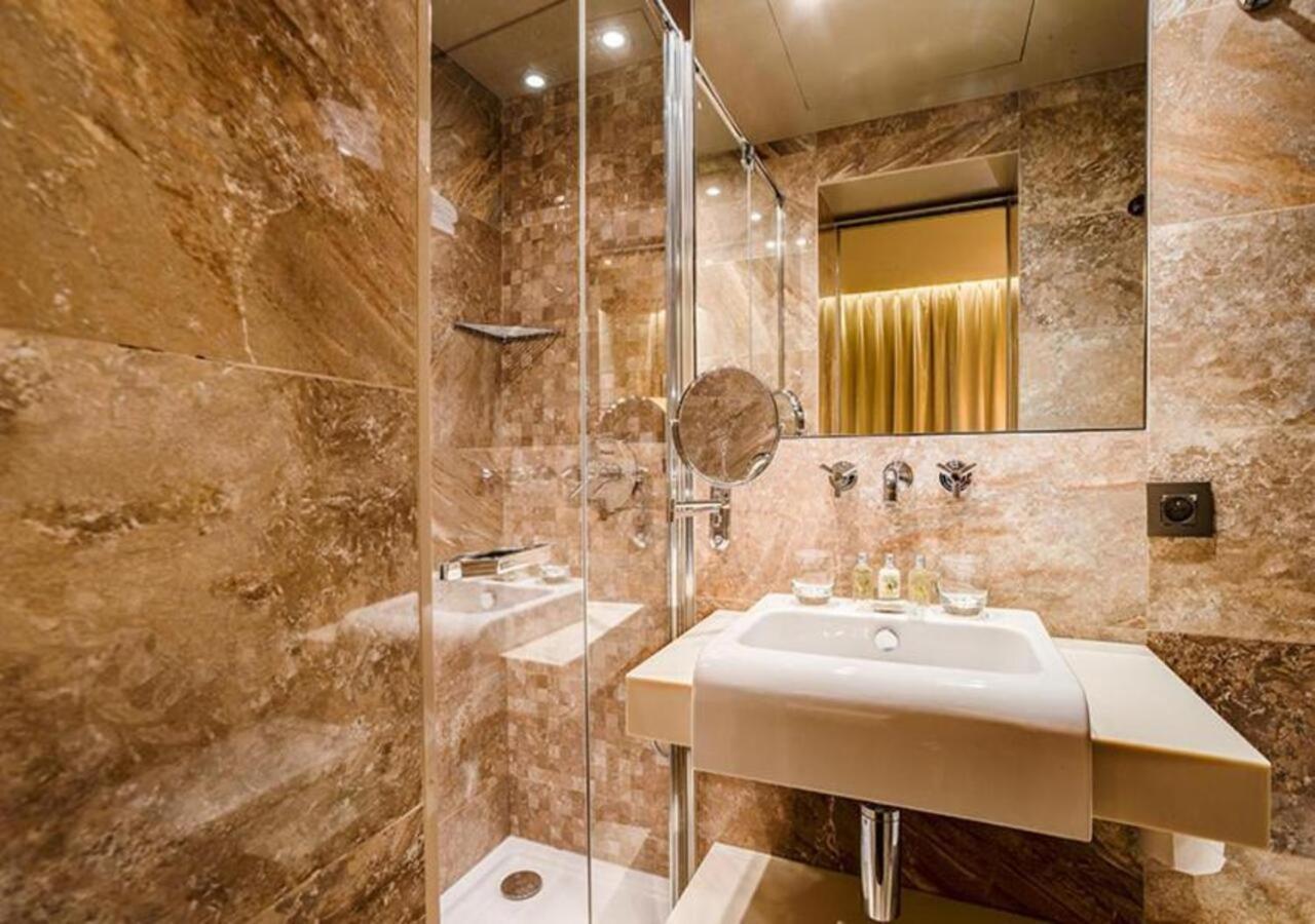 Two Connecting Double Rooms
