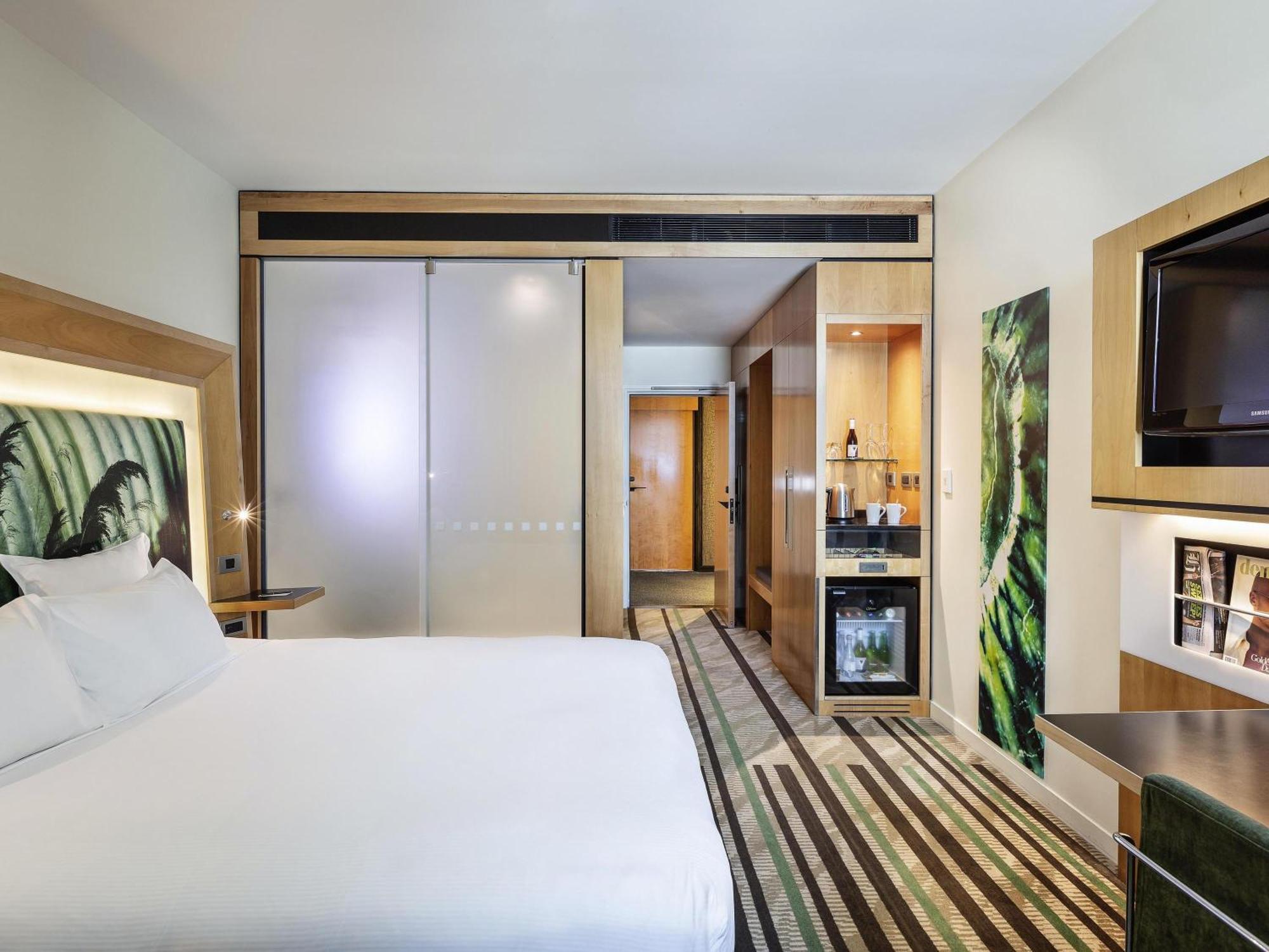 Superior King Room,1283519299:JPEG