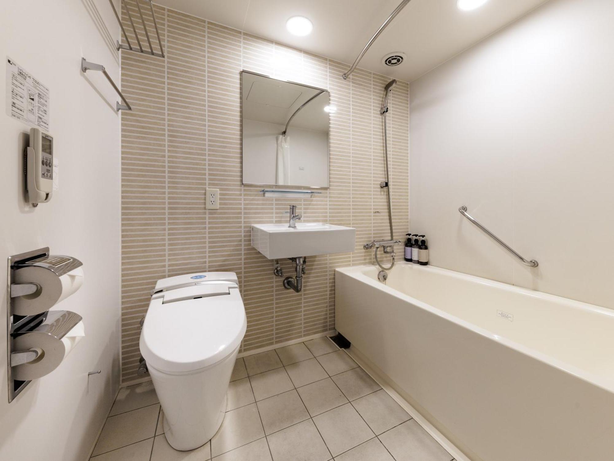 Deluxe Twin Room - Non-Smoking,1704938755:JPEG