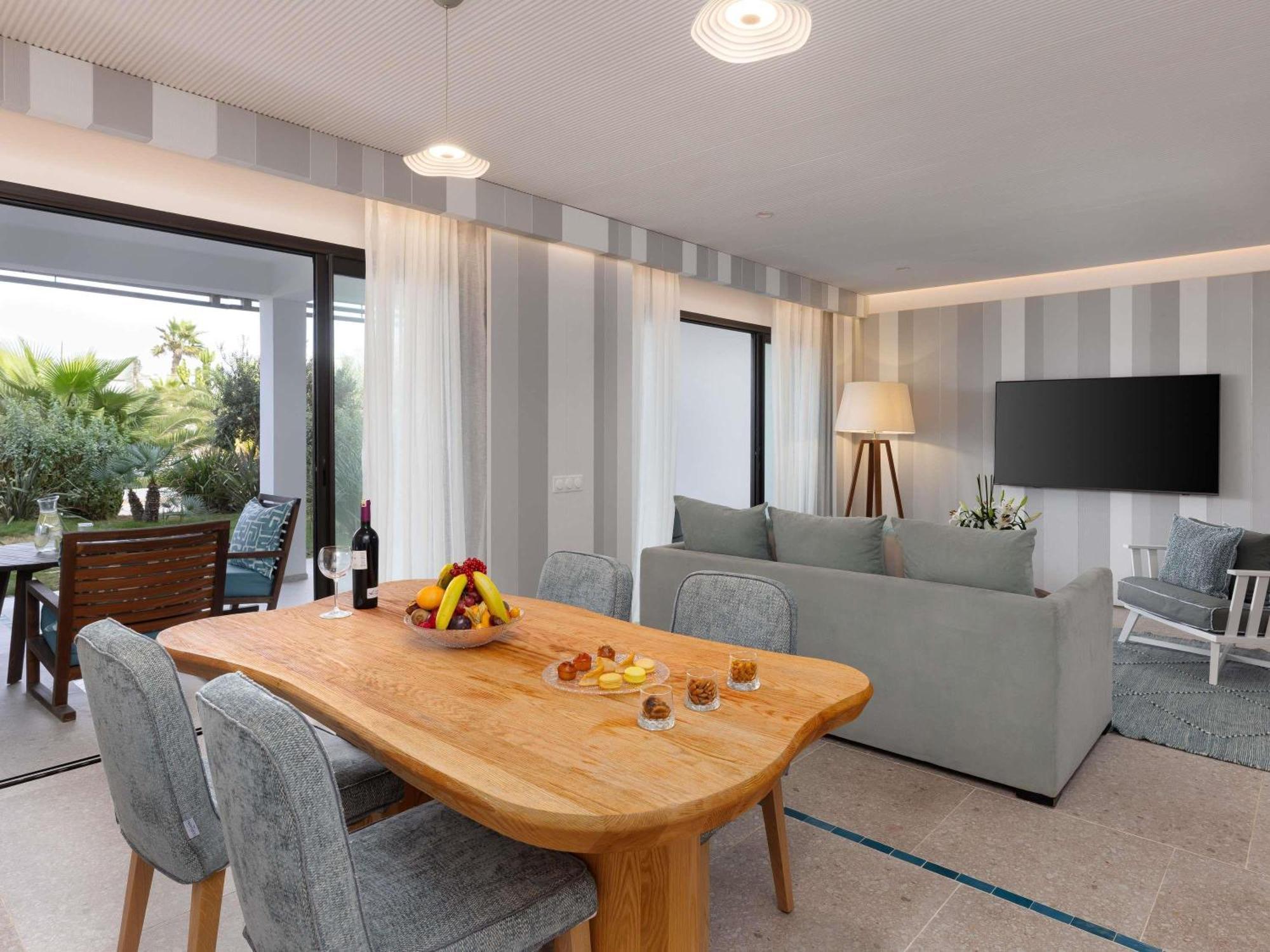 Prestige King Suite Terrace Pool & Sea View,1730054543:JPEG