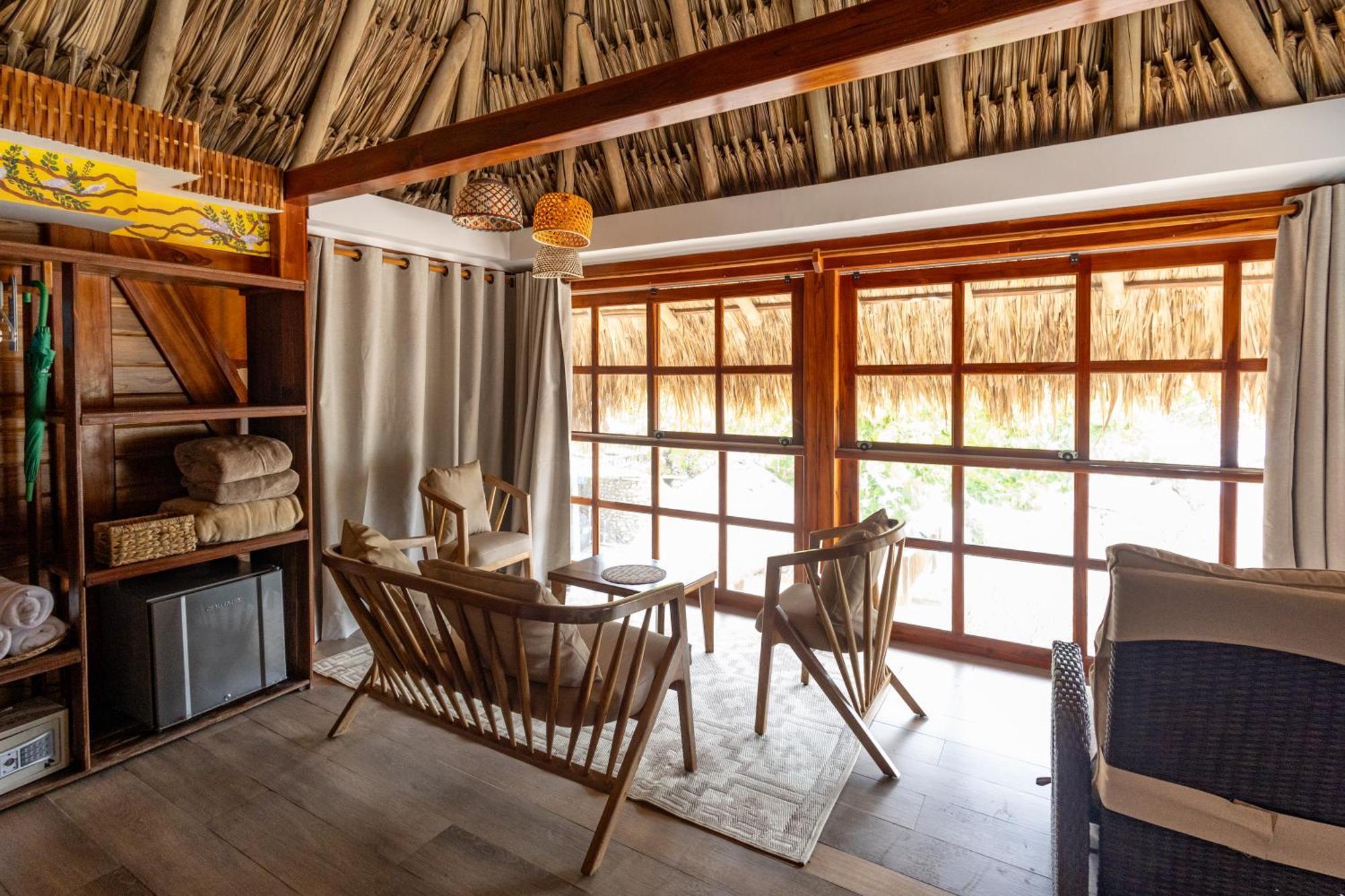 Bungalow with Sea View