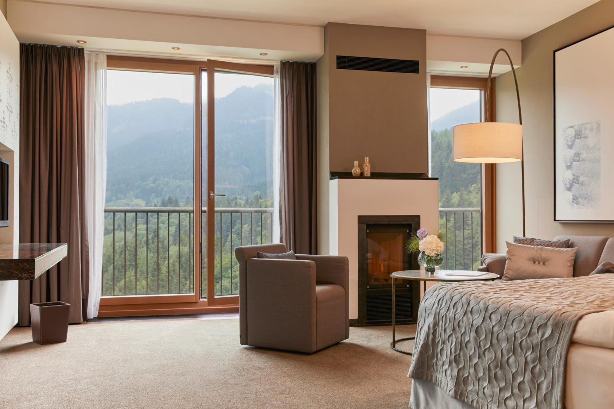 Double Room Mountain View
