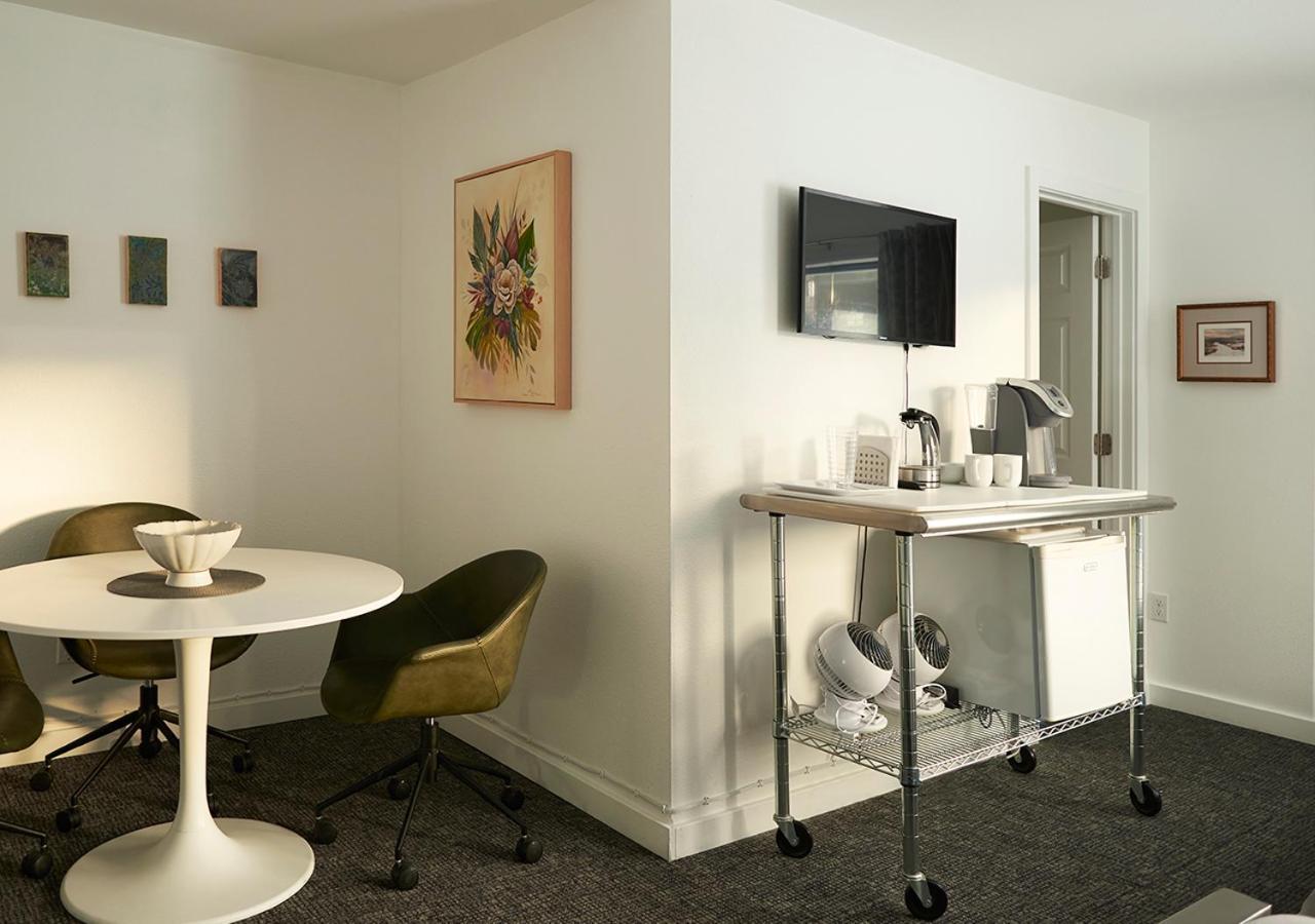 Double Queen Room