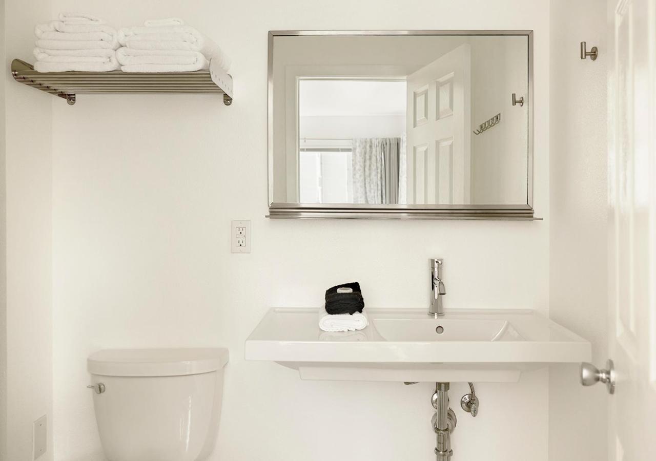 Double Queen Room