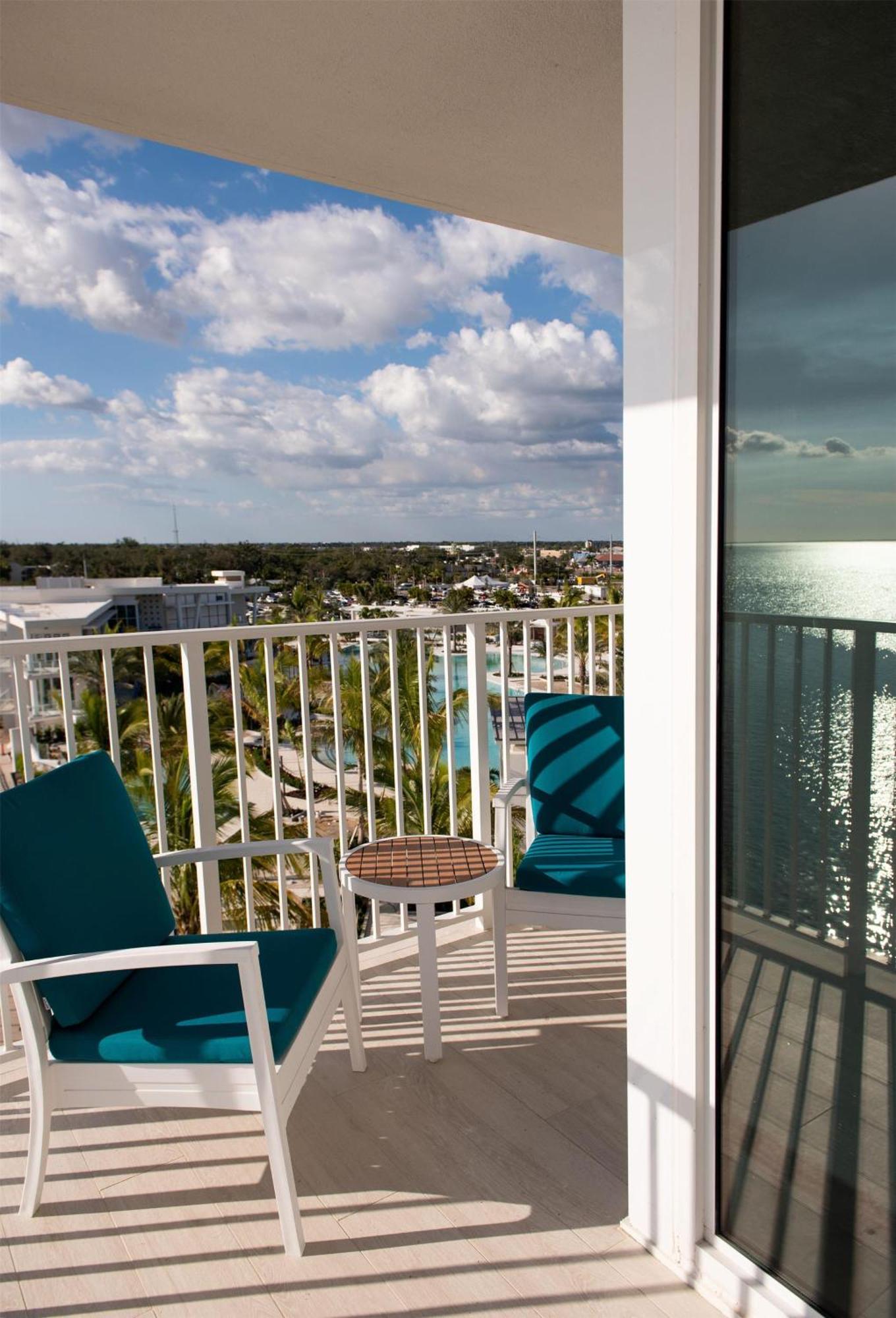 King Room with Balcony and Harbor View