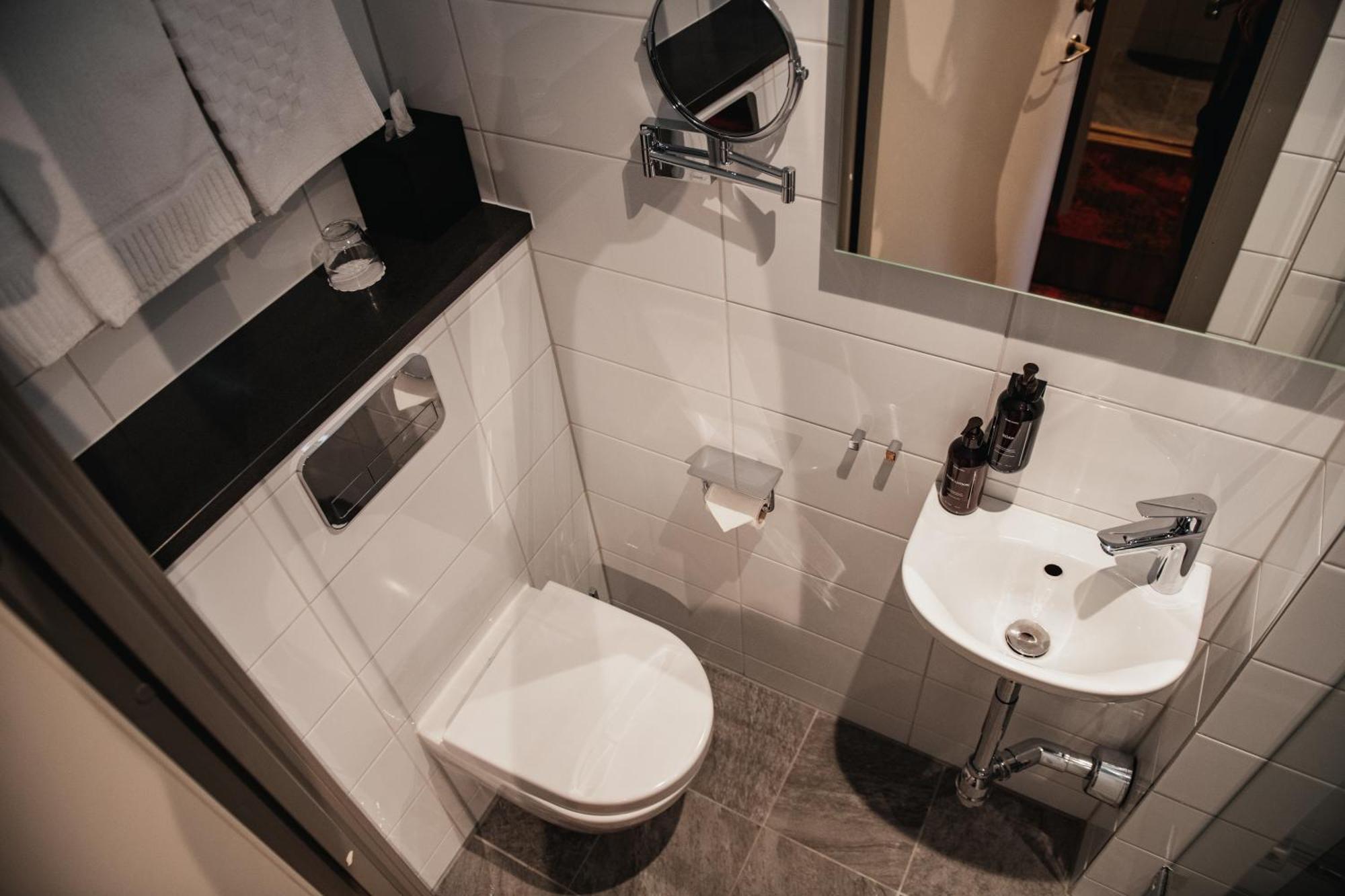 Compact Single Room
