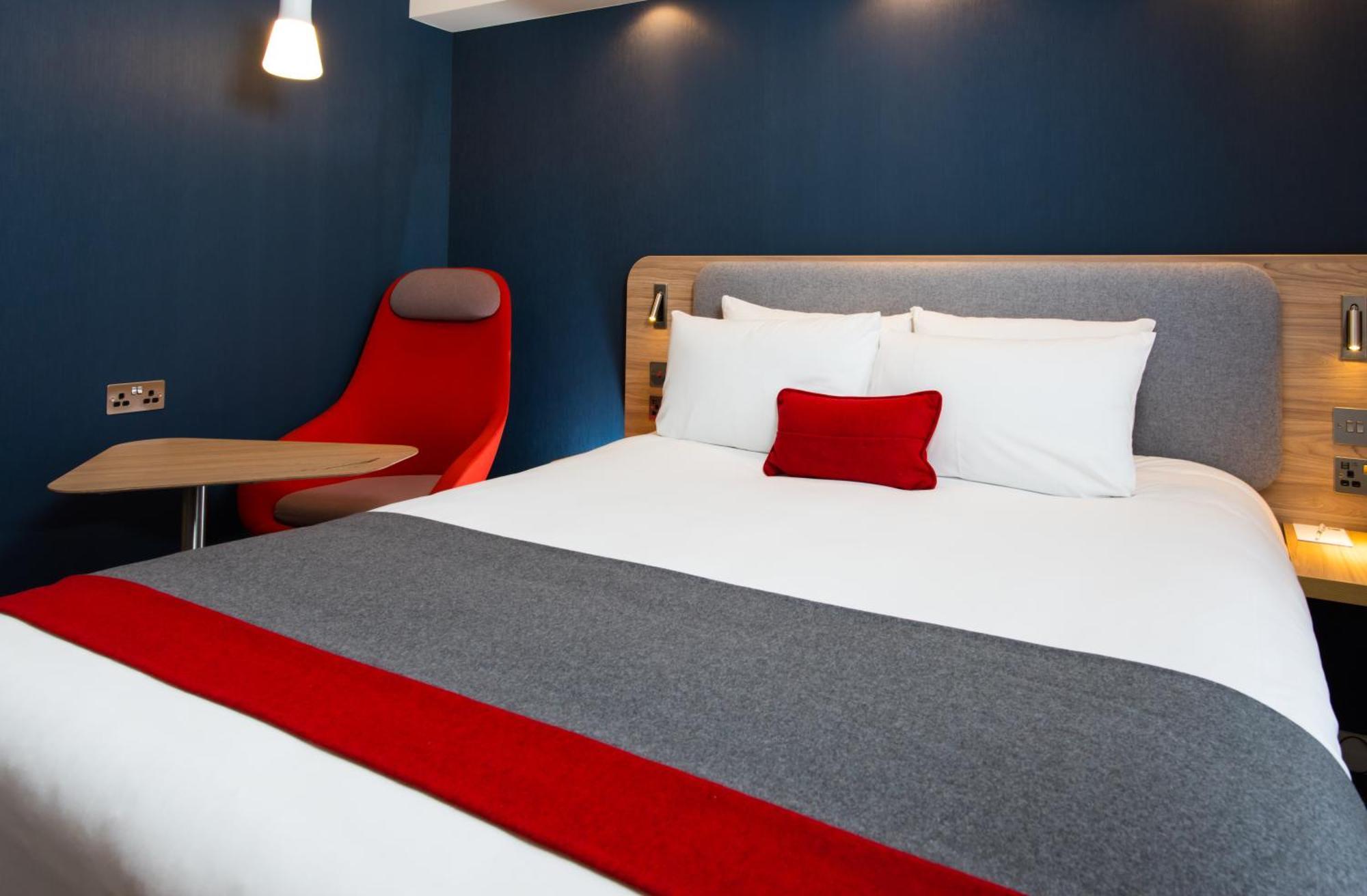 Standard Double Room Sofa Bed Hot