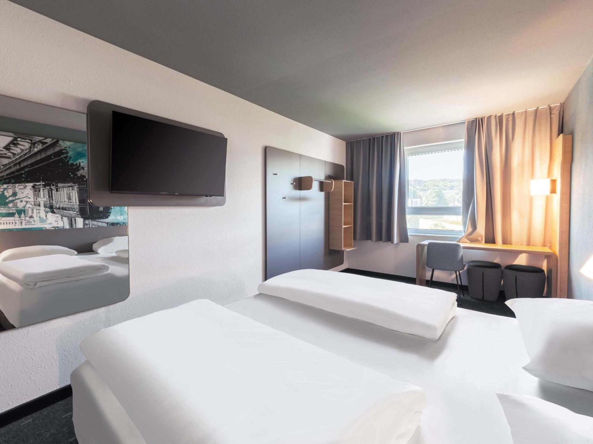 Double Room,1705565928:JPEG