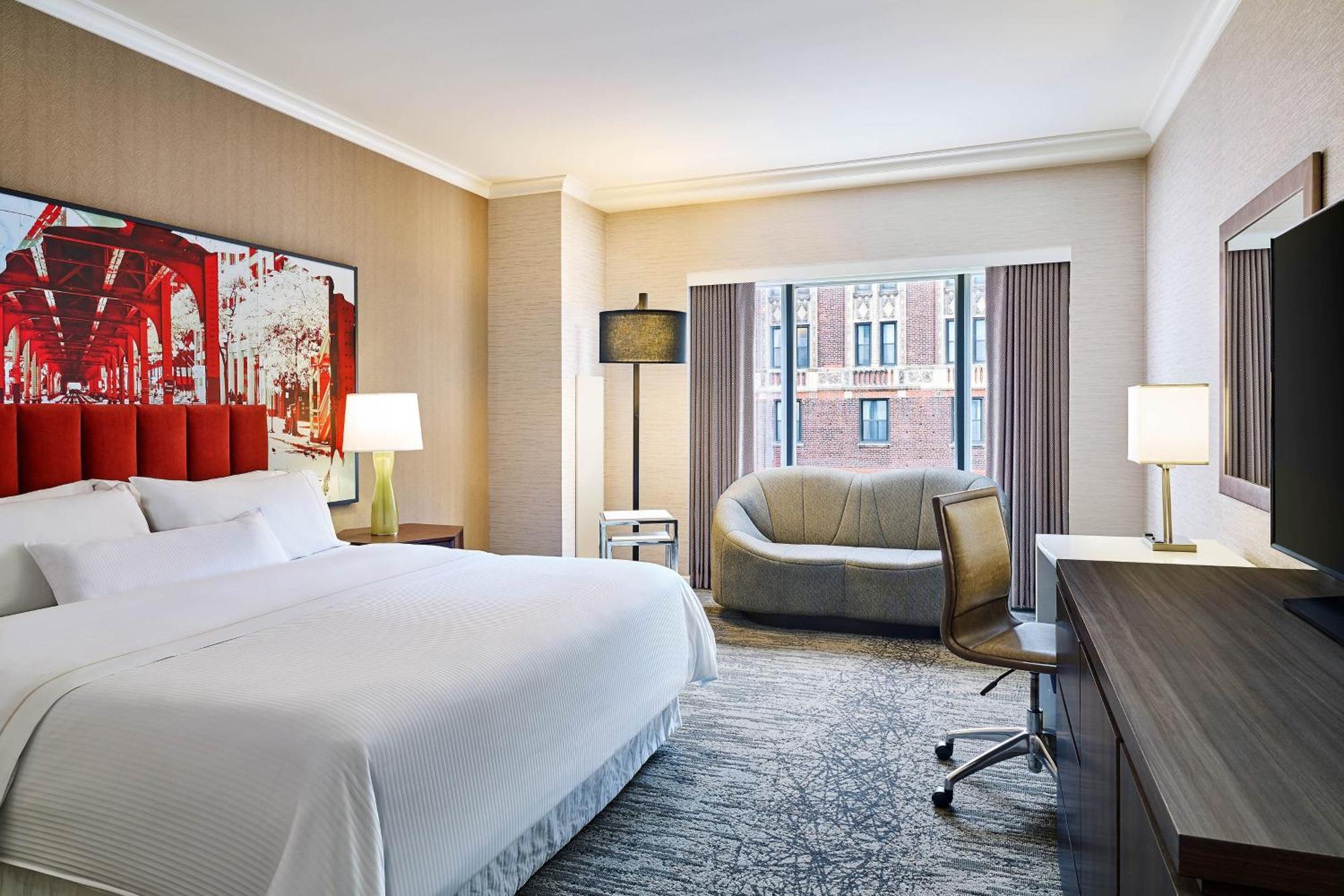 Deluxe King Room