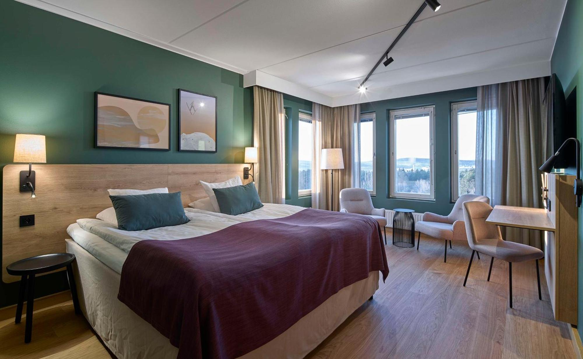 Superior King Room