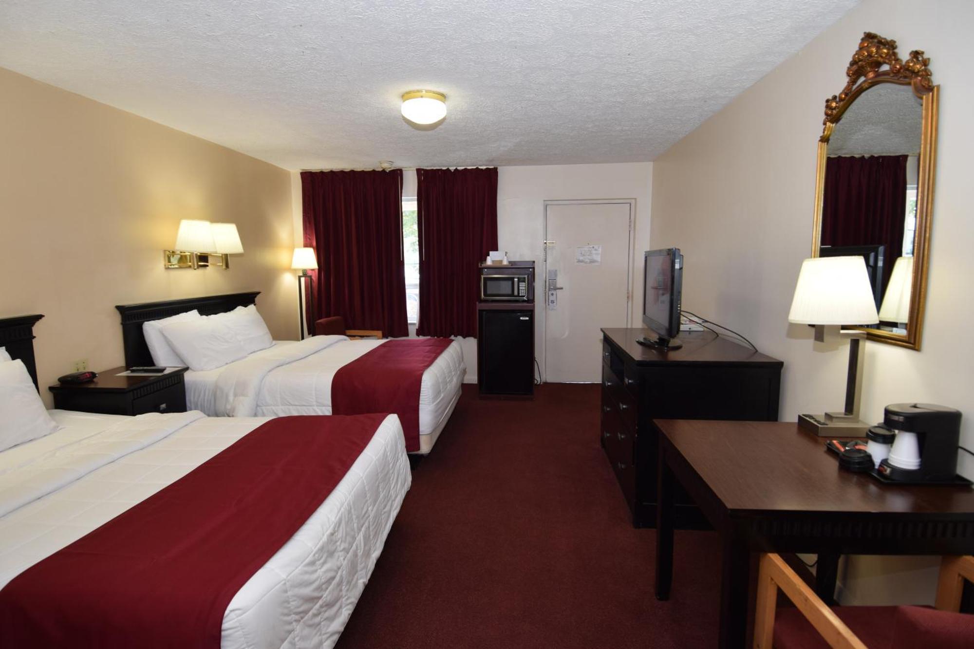 Two Double Beds Non-Smoking