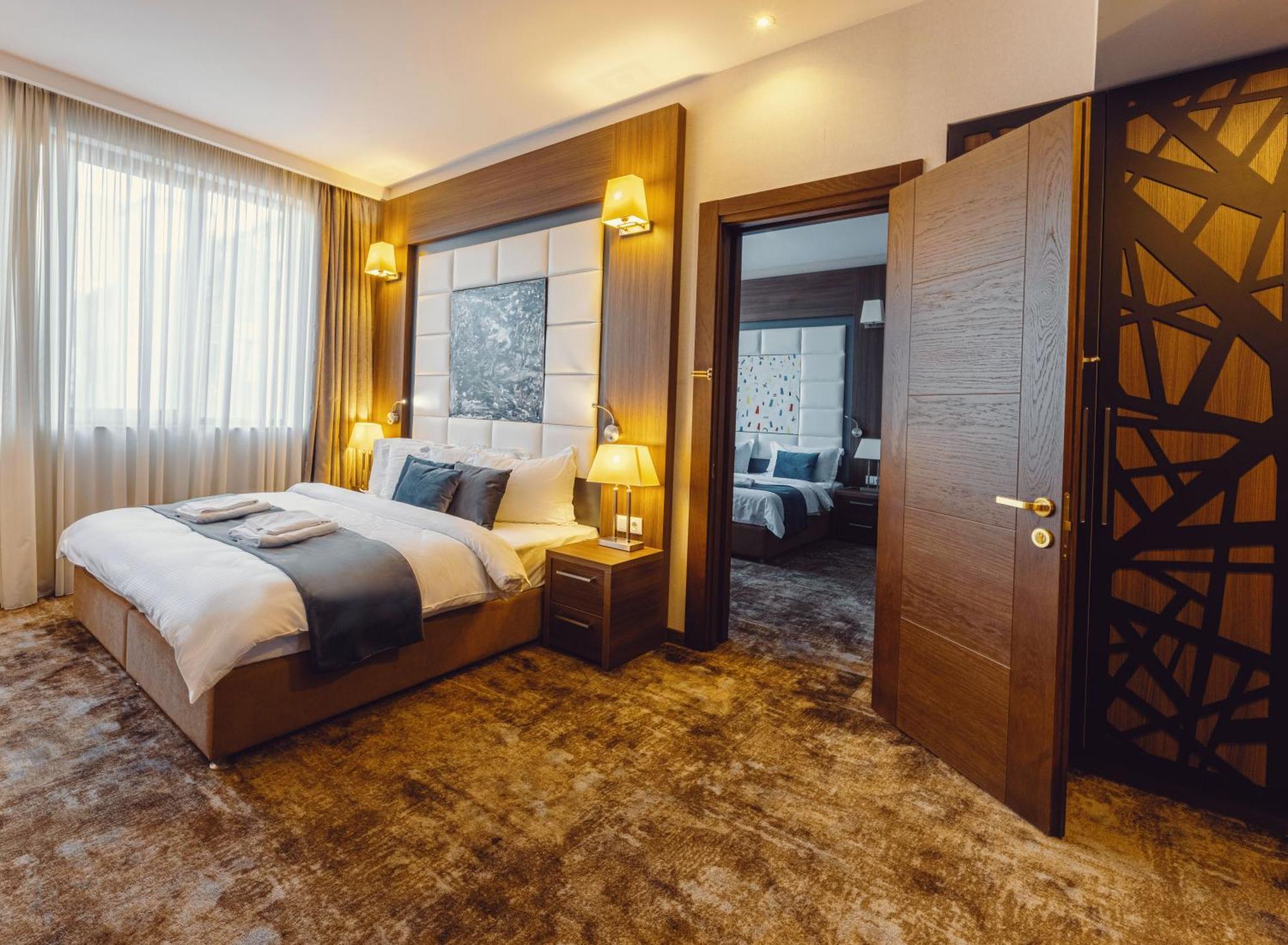 Two-Bedroom Studio Apartment,1705594546:JPEG