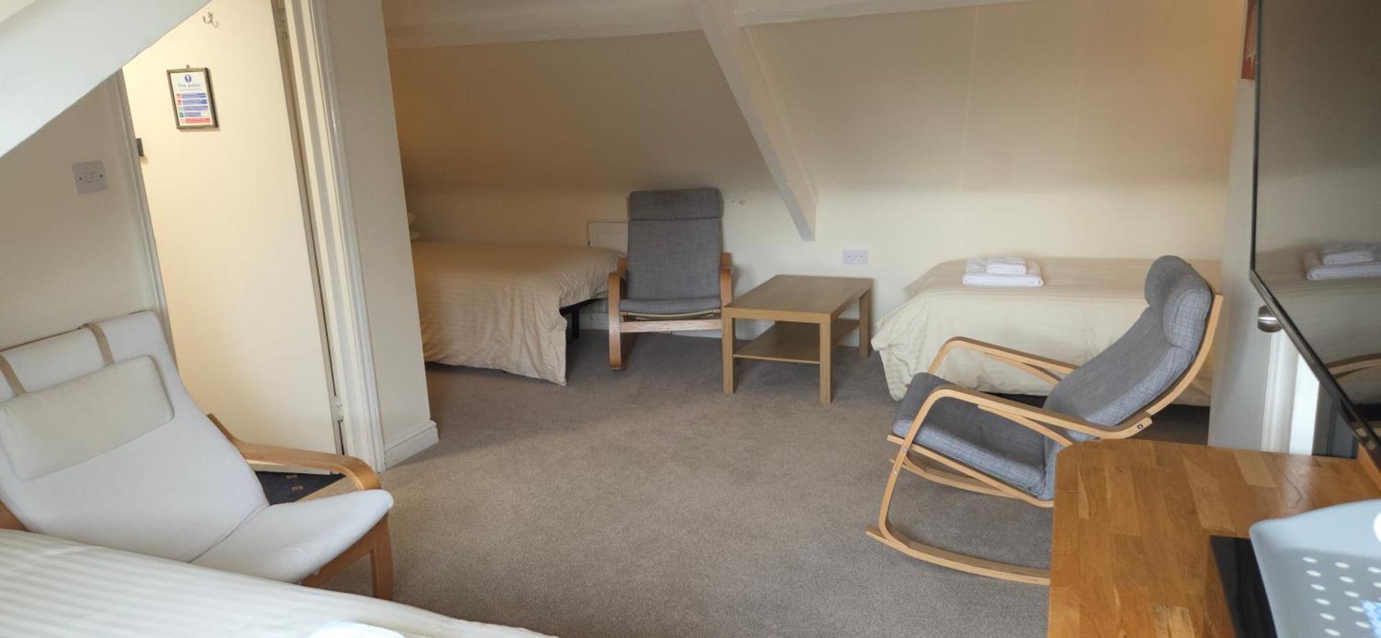 Triple Room