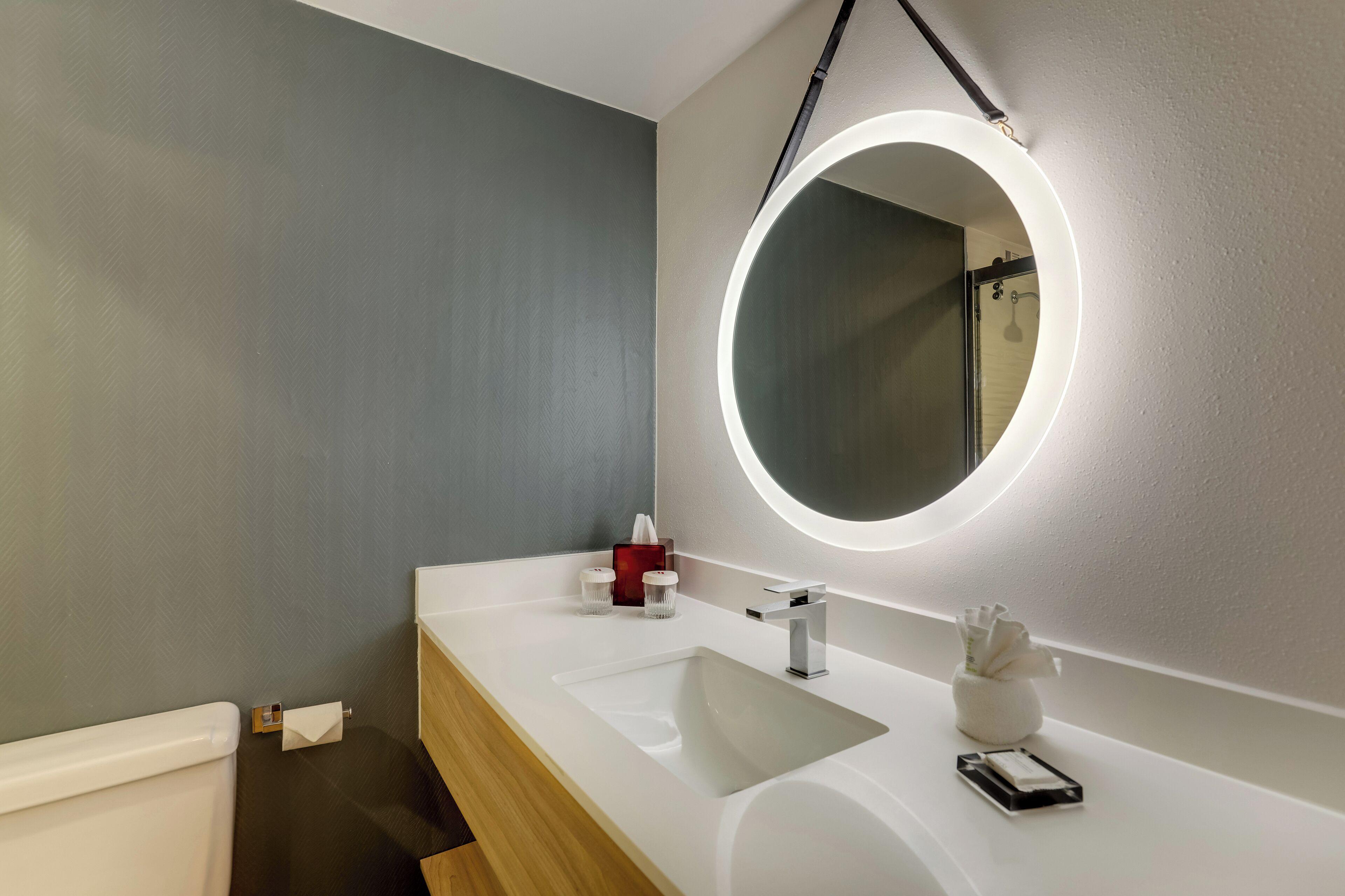 King Guest Room Concierge Level