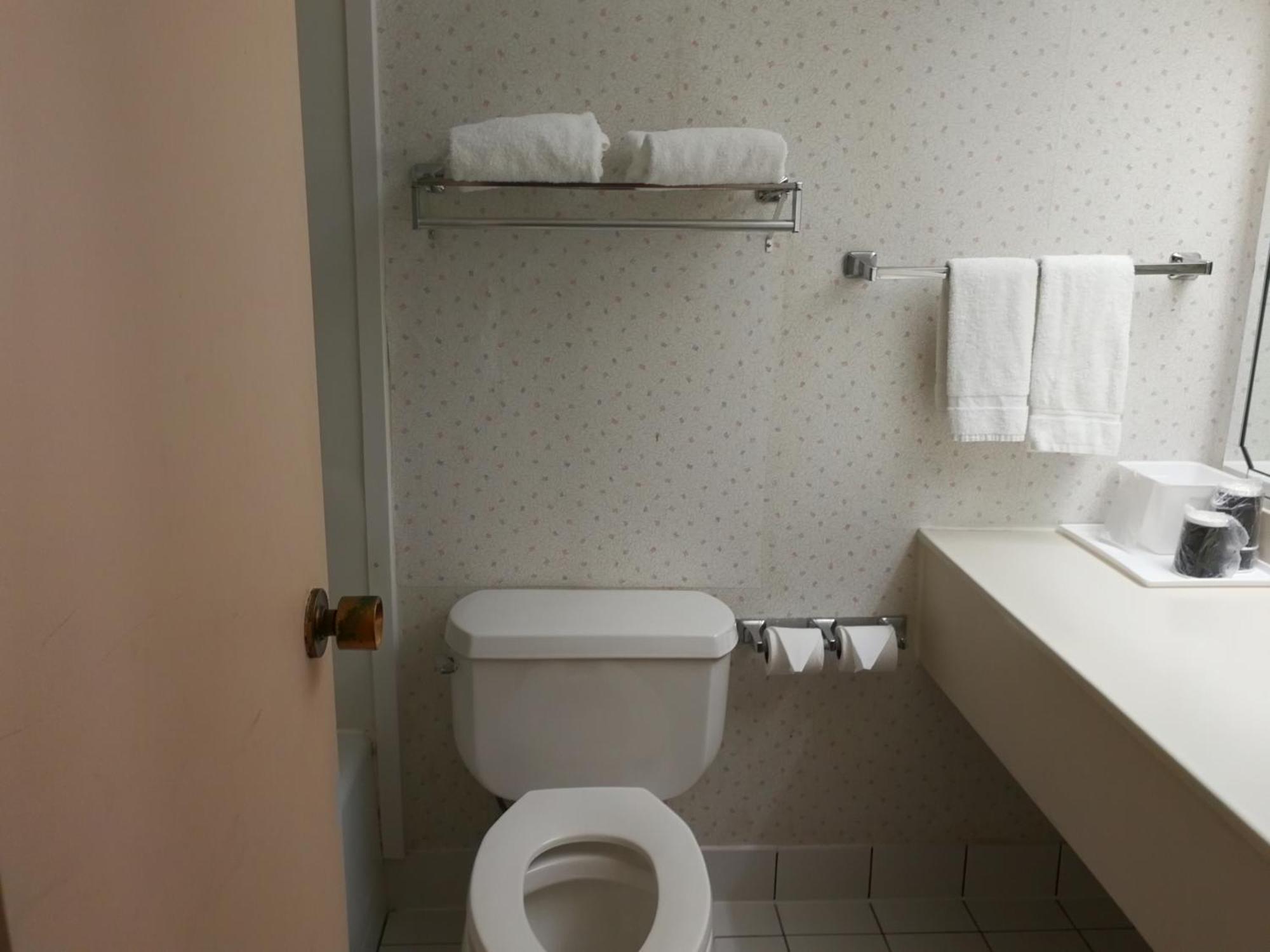 Double Room with Two Double Beds - Non-Smoking