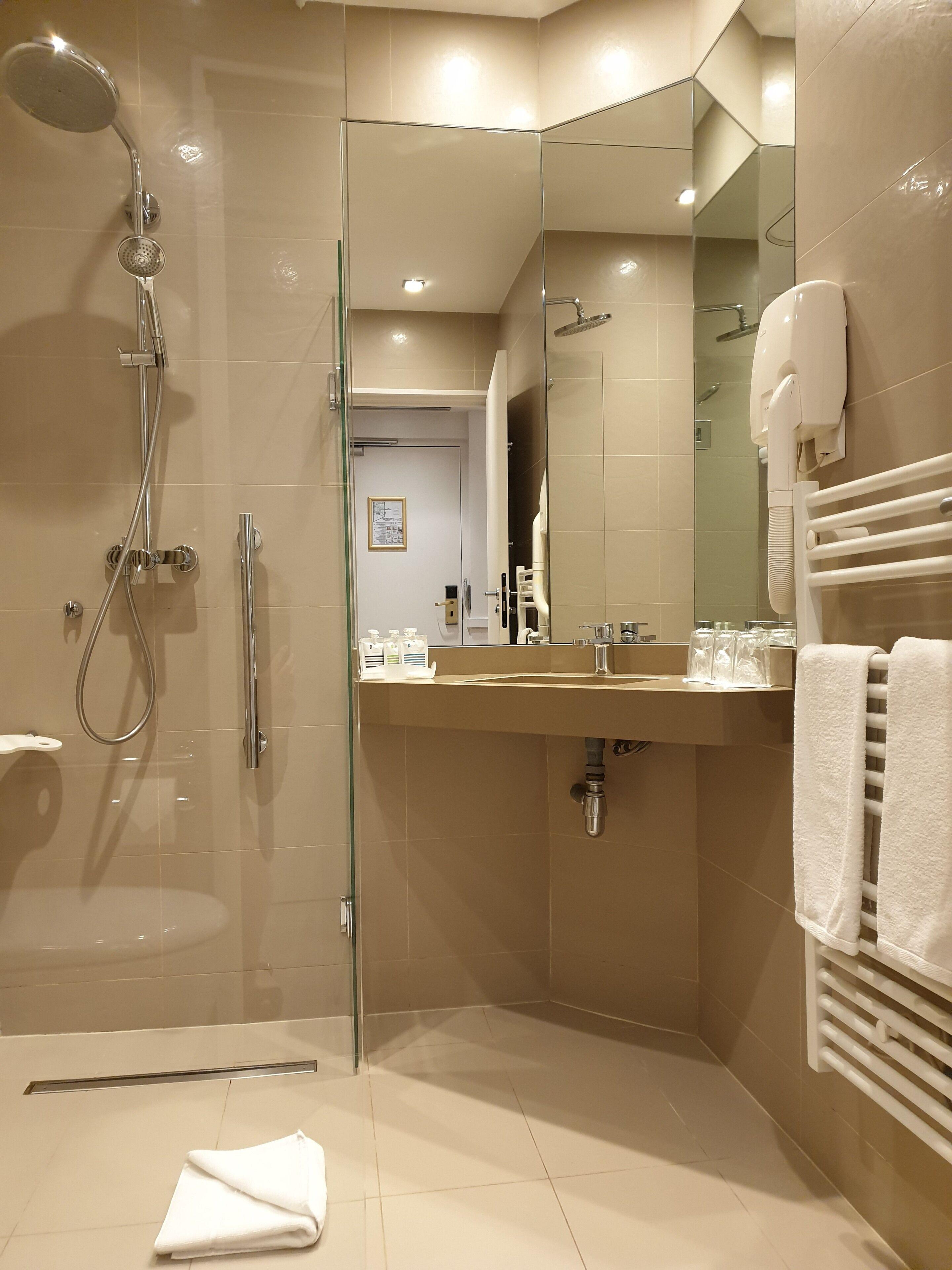 Classic Triple Room