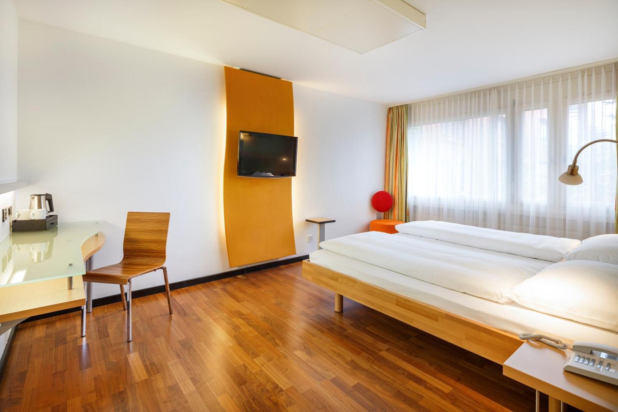 Comfort Twin Room