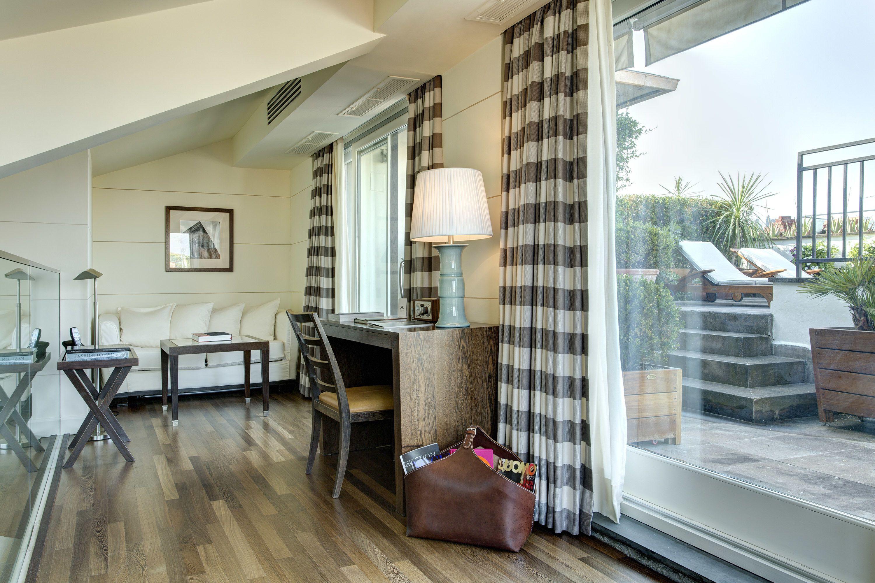 Penthouse Suite
