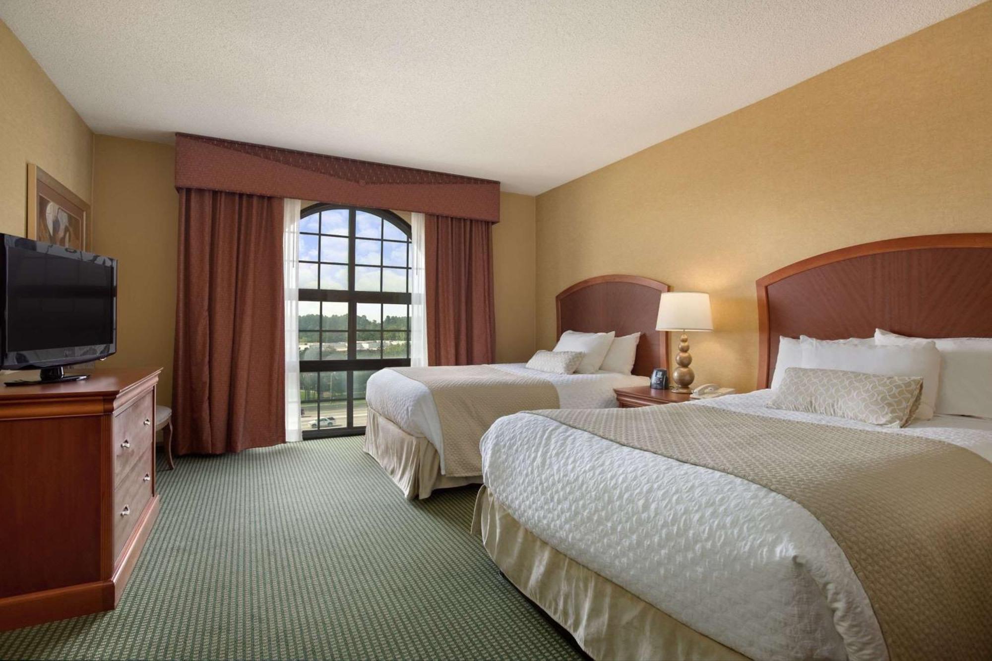 Suite Two Double Beds Non-Smoking