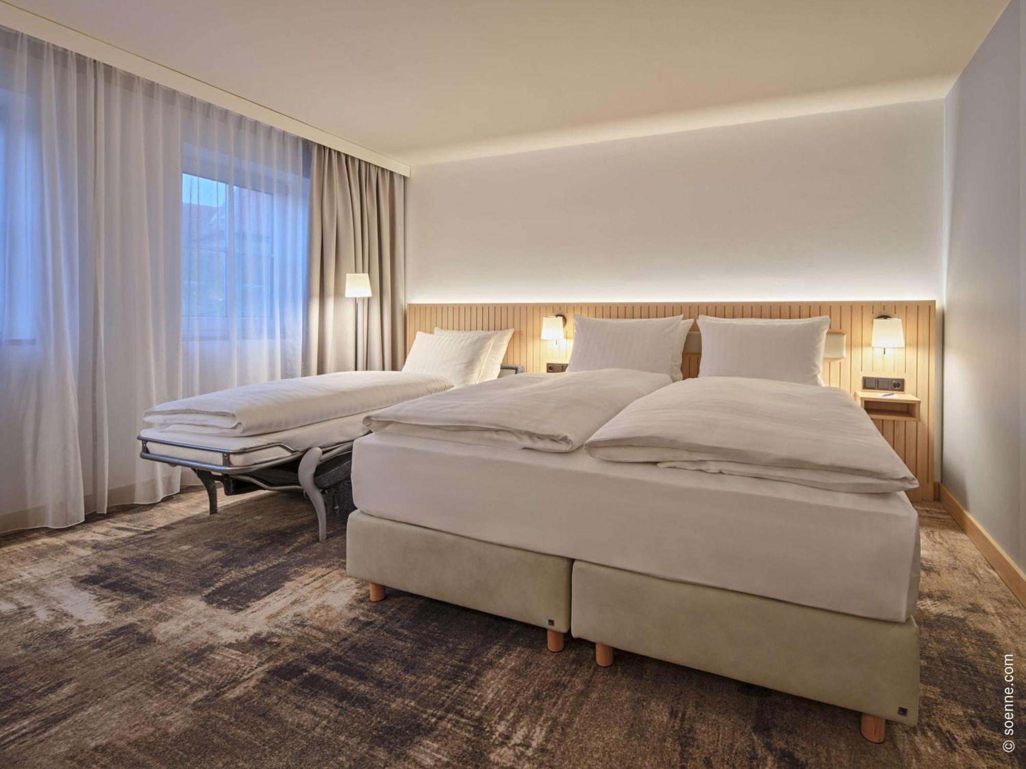 Superior Zimmer mit Kingsize-Bett