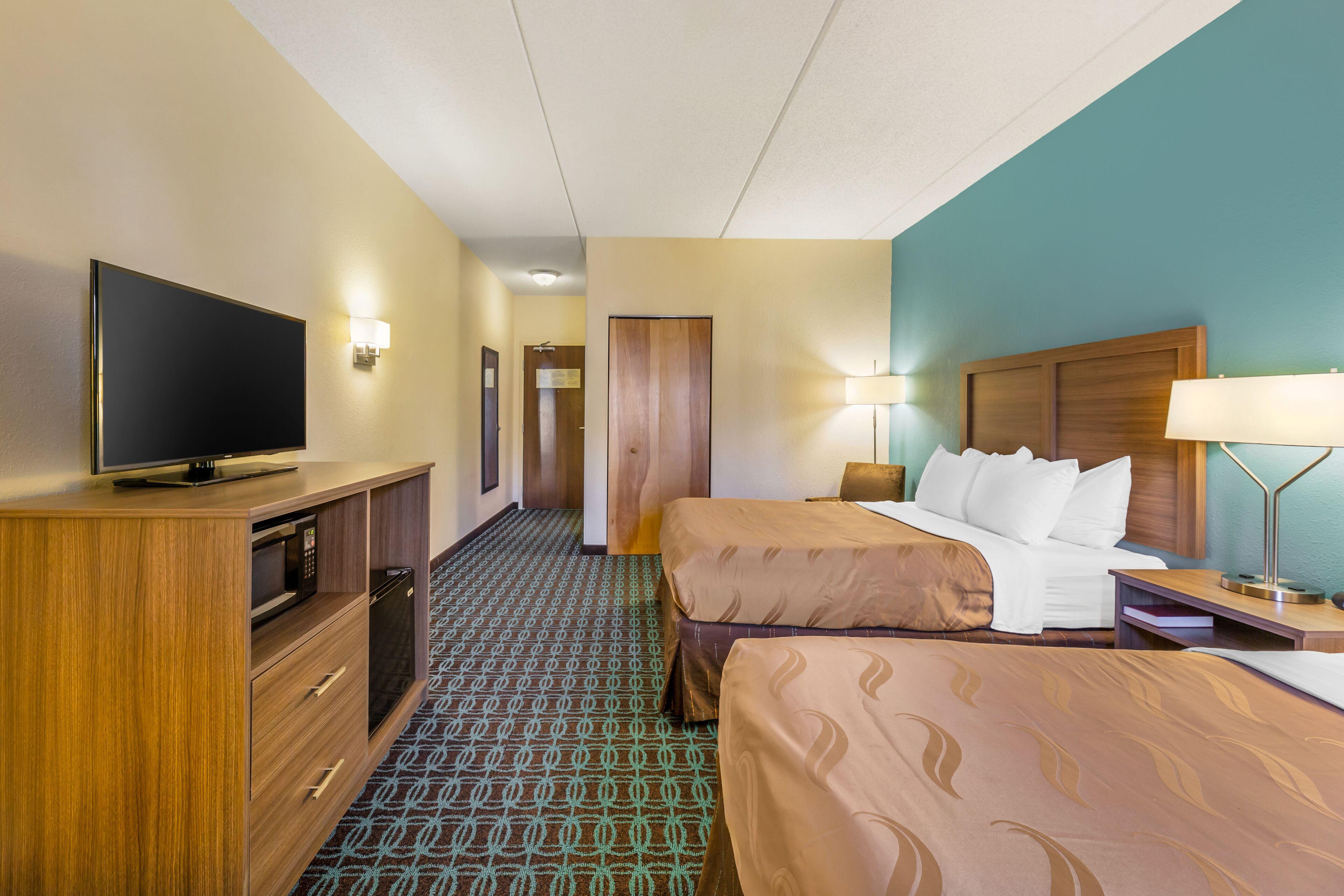 Quadruple Room Two Queen Beds Disability Access or Non Smoking