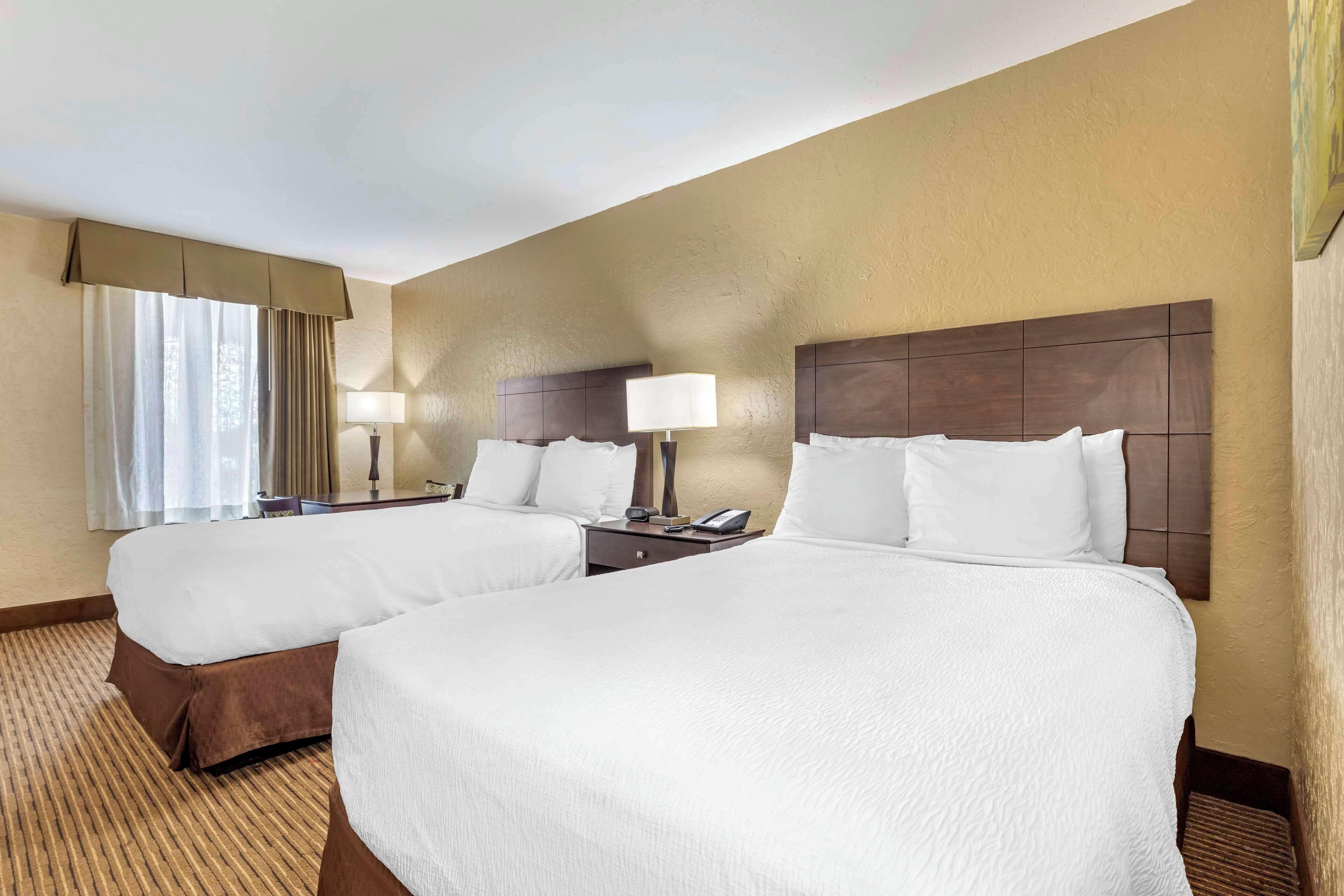 Double Room Two Double Beds Smoking Room