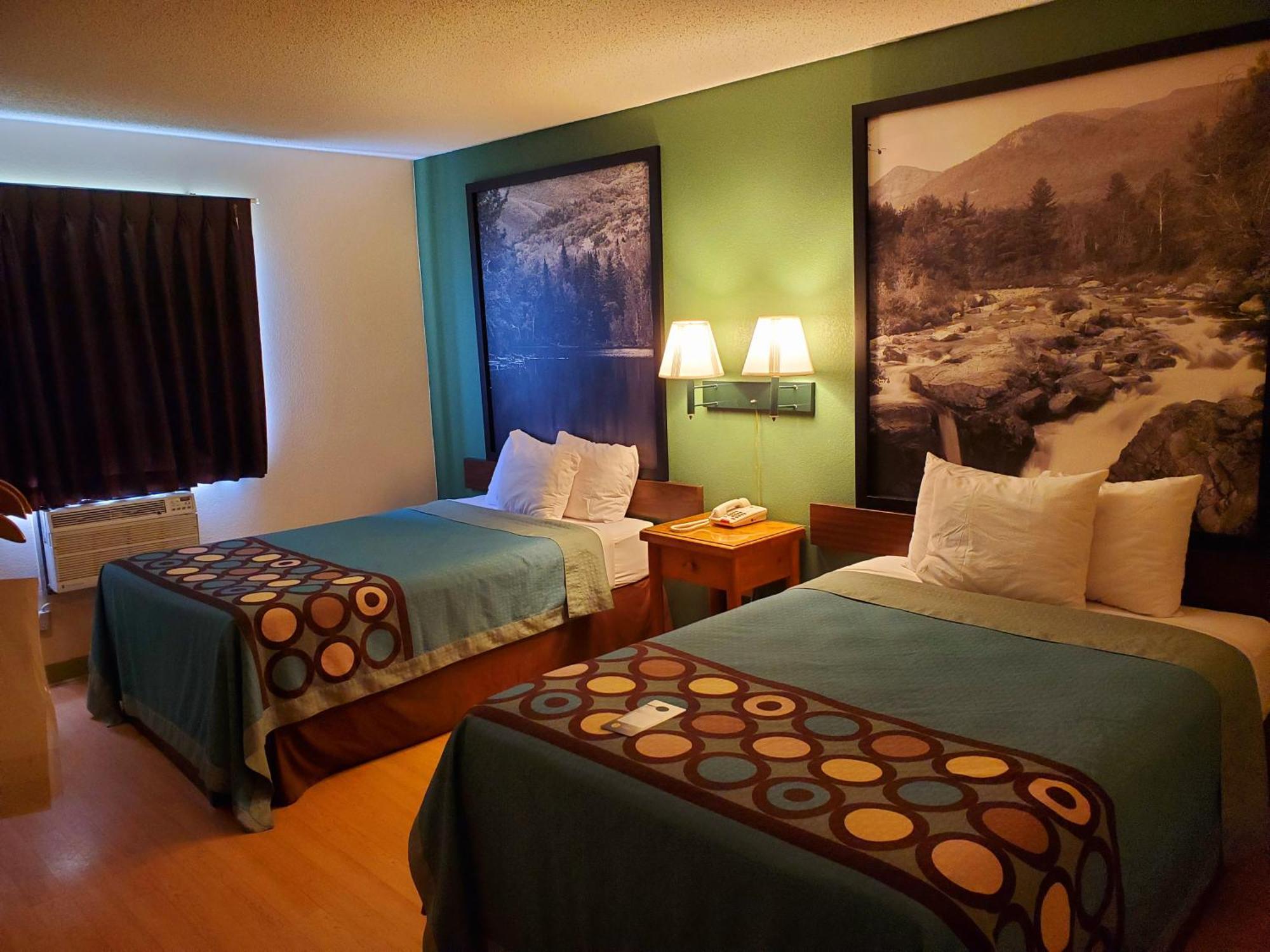 Double Room with Two Double Beds - Non-Smoking