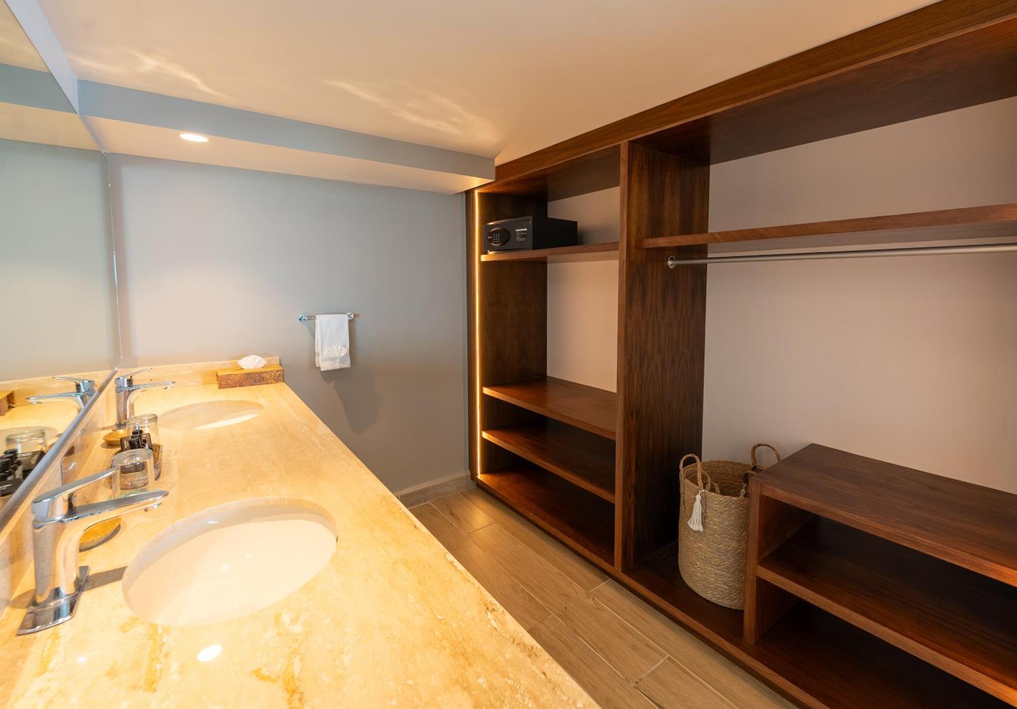 Royal King Suite partial Ocean View