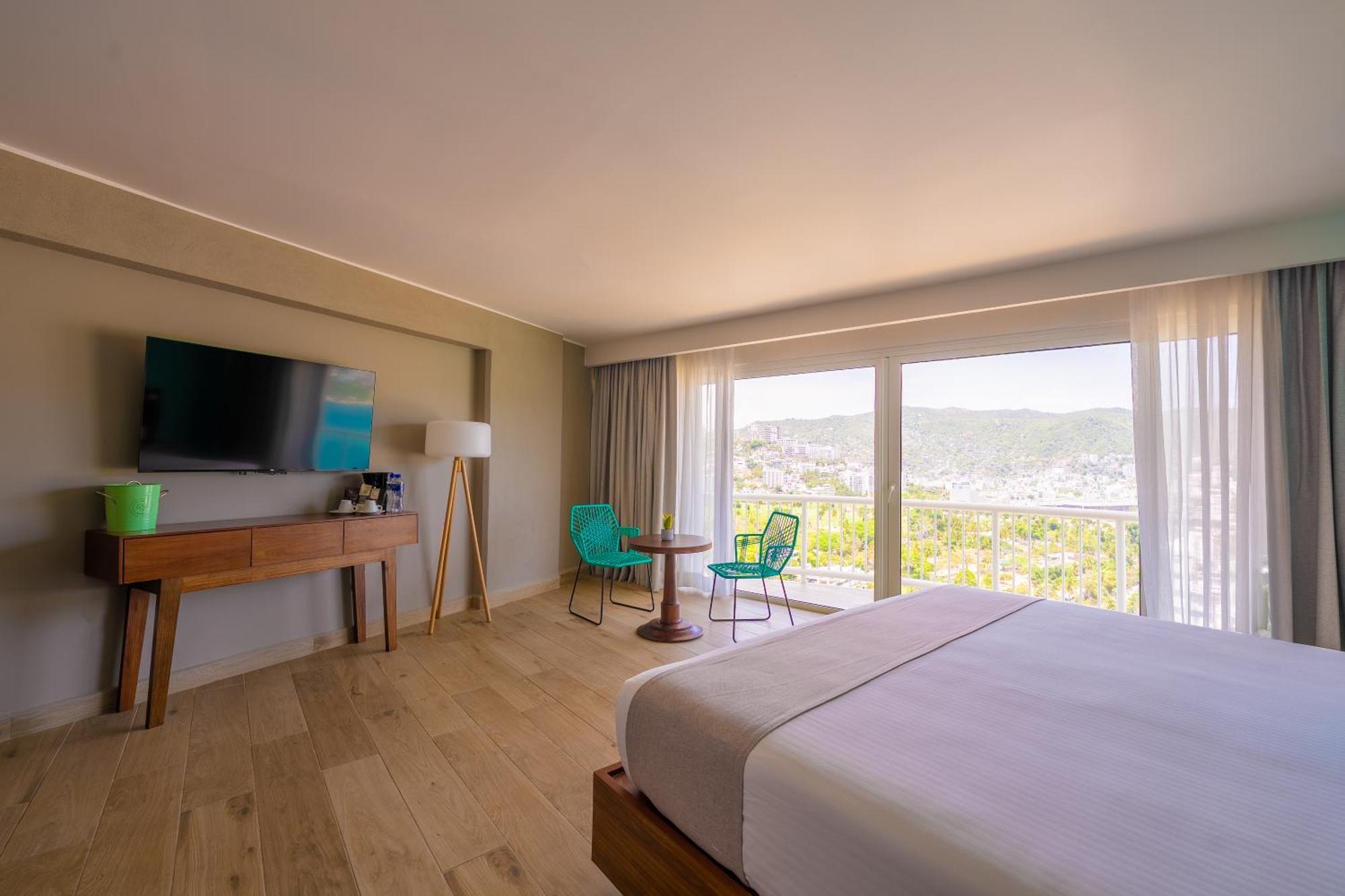 Comfort King Room Mountain View