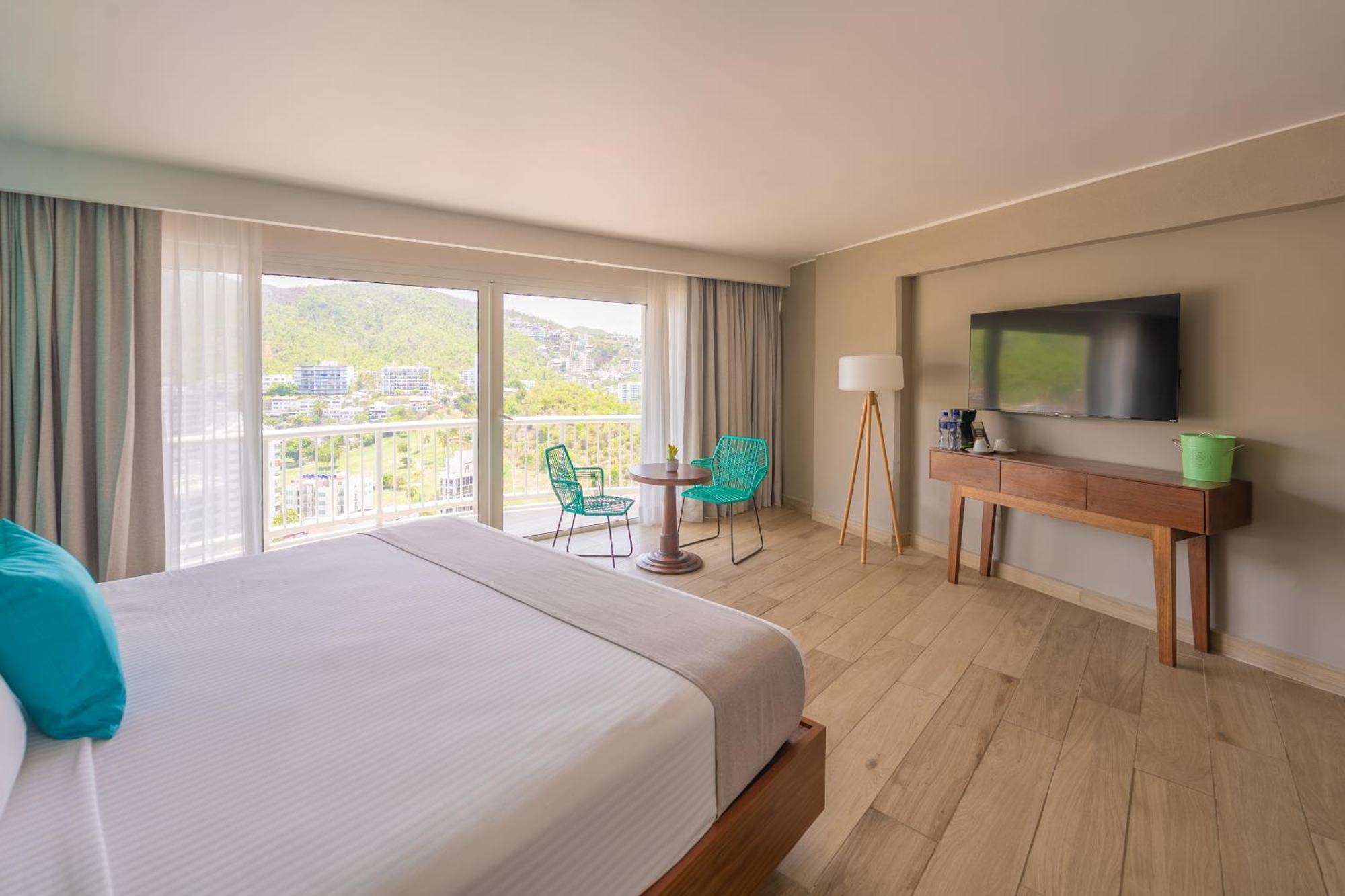 Comfort King Room Mountain View