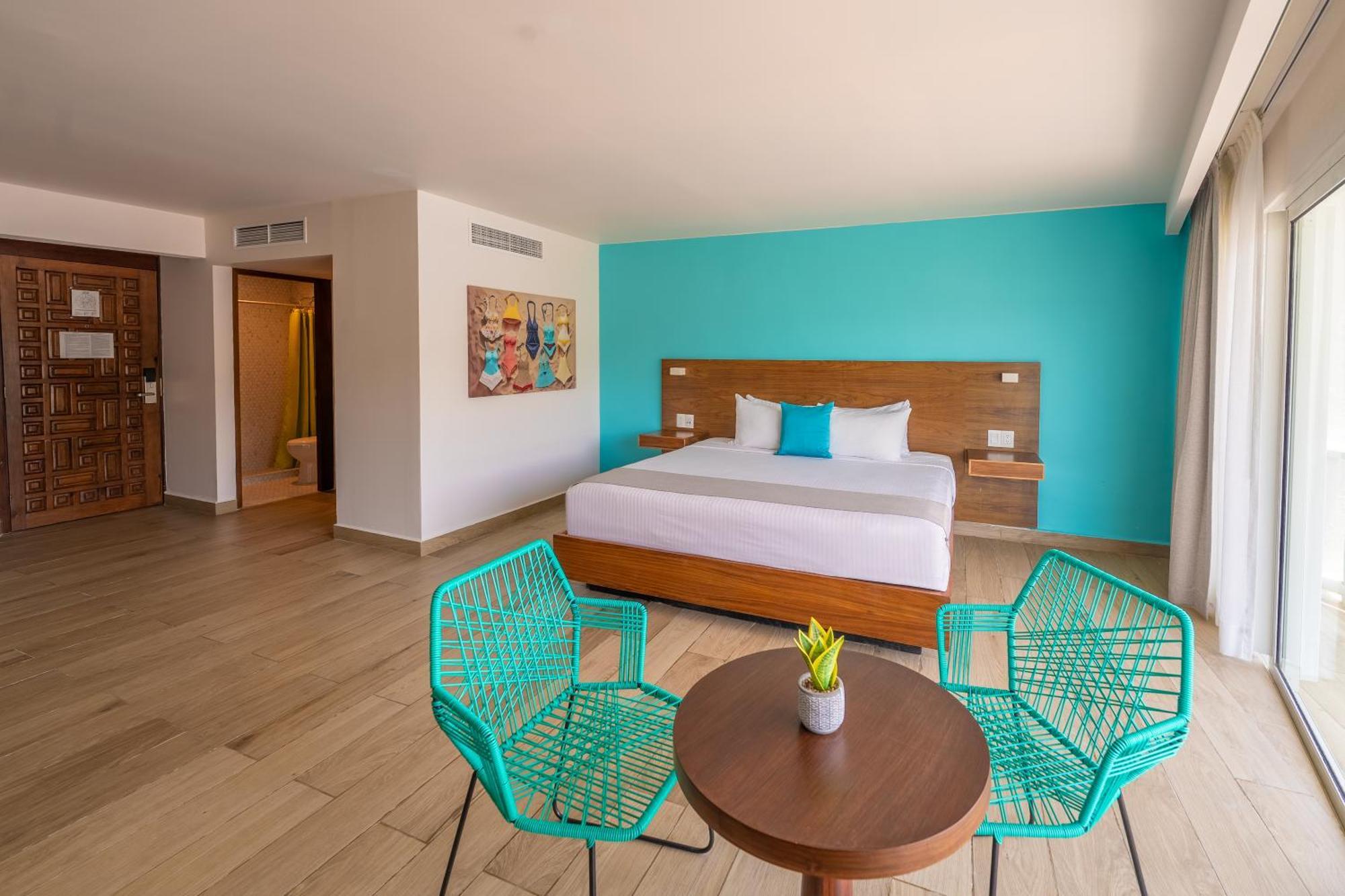 Comfort King Room Mountain View