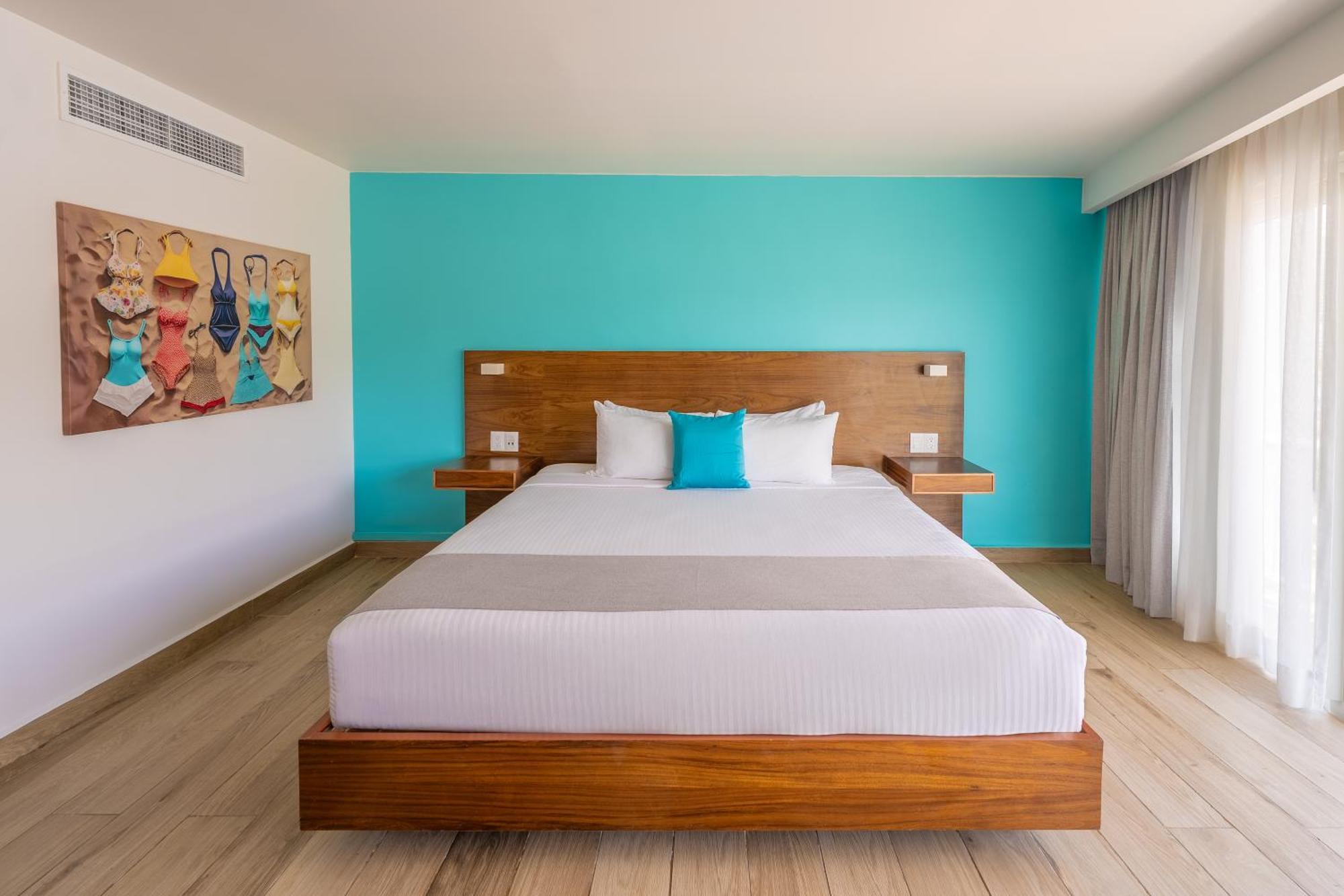 Comfort King Room Mountain View