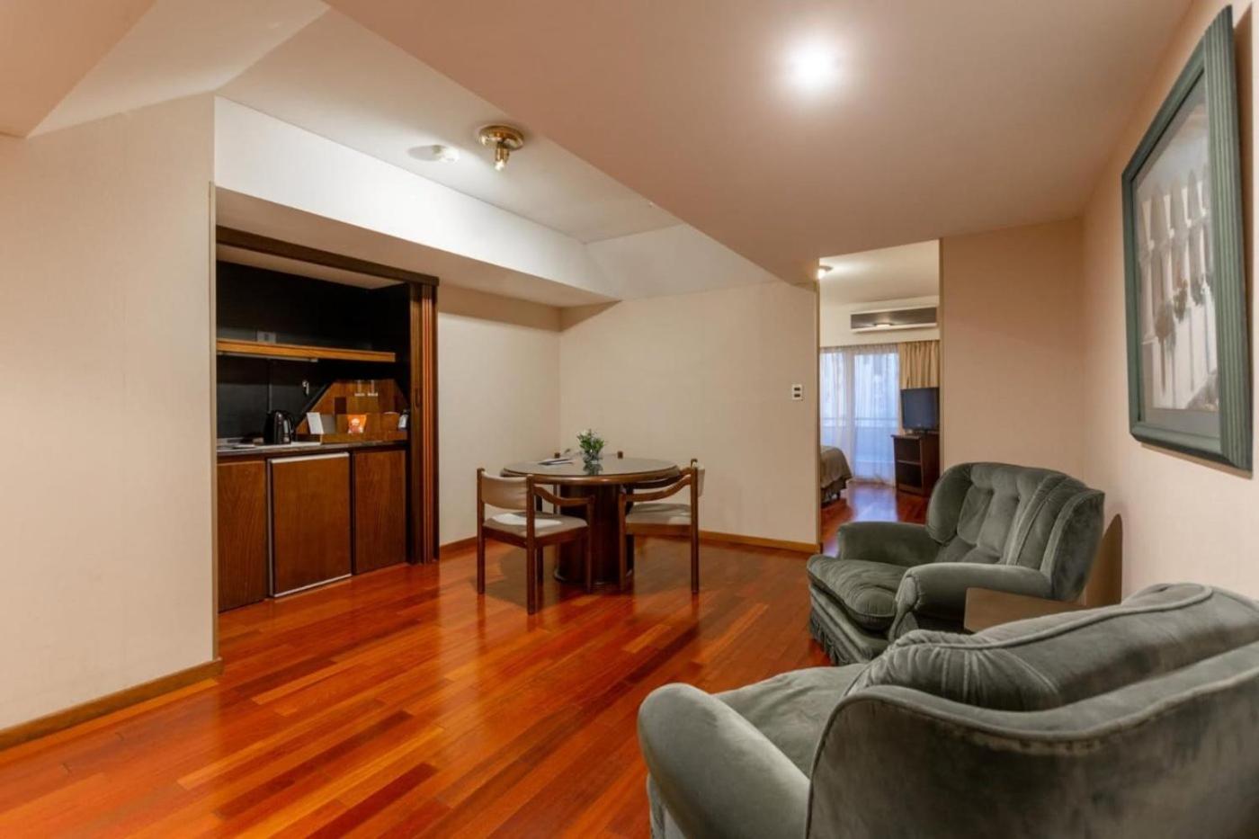 Premium Suite Superior