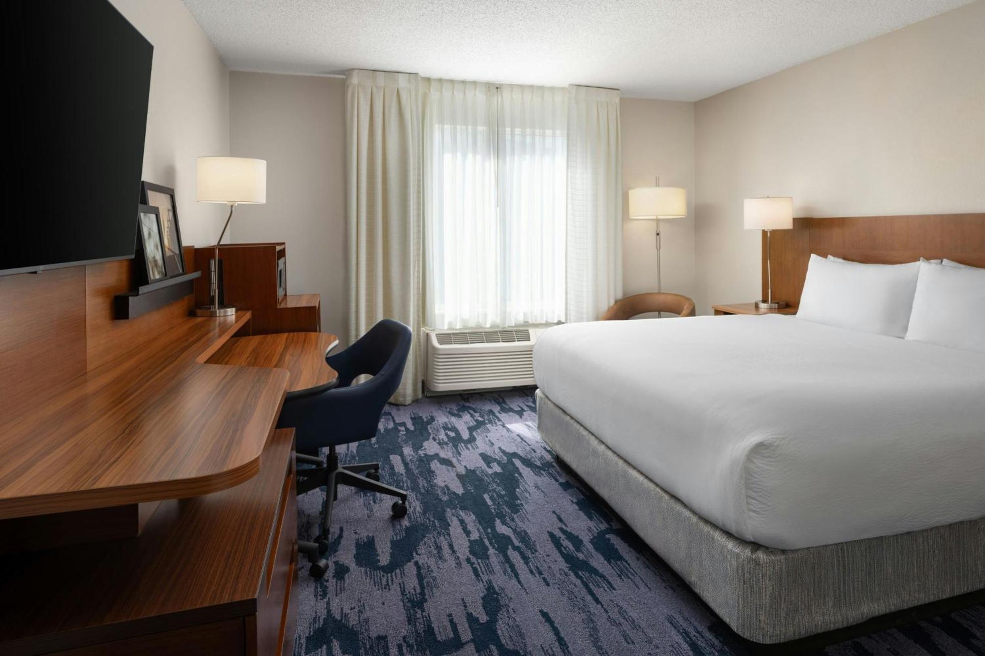 Kamer met Kingsize Bed