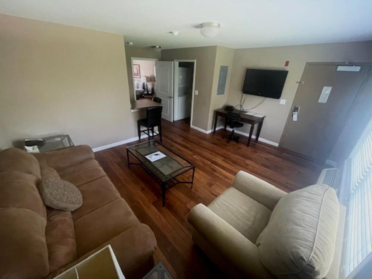 Queen Suite