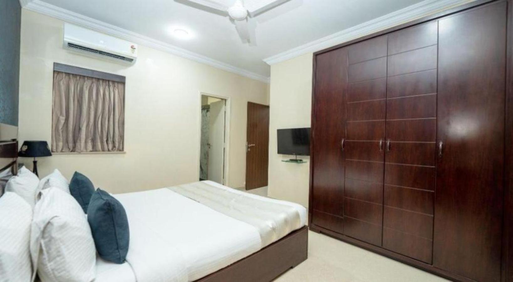 Five-Bedroom Apartment